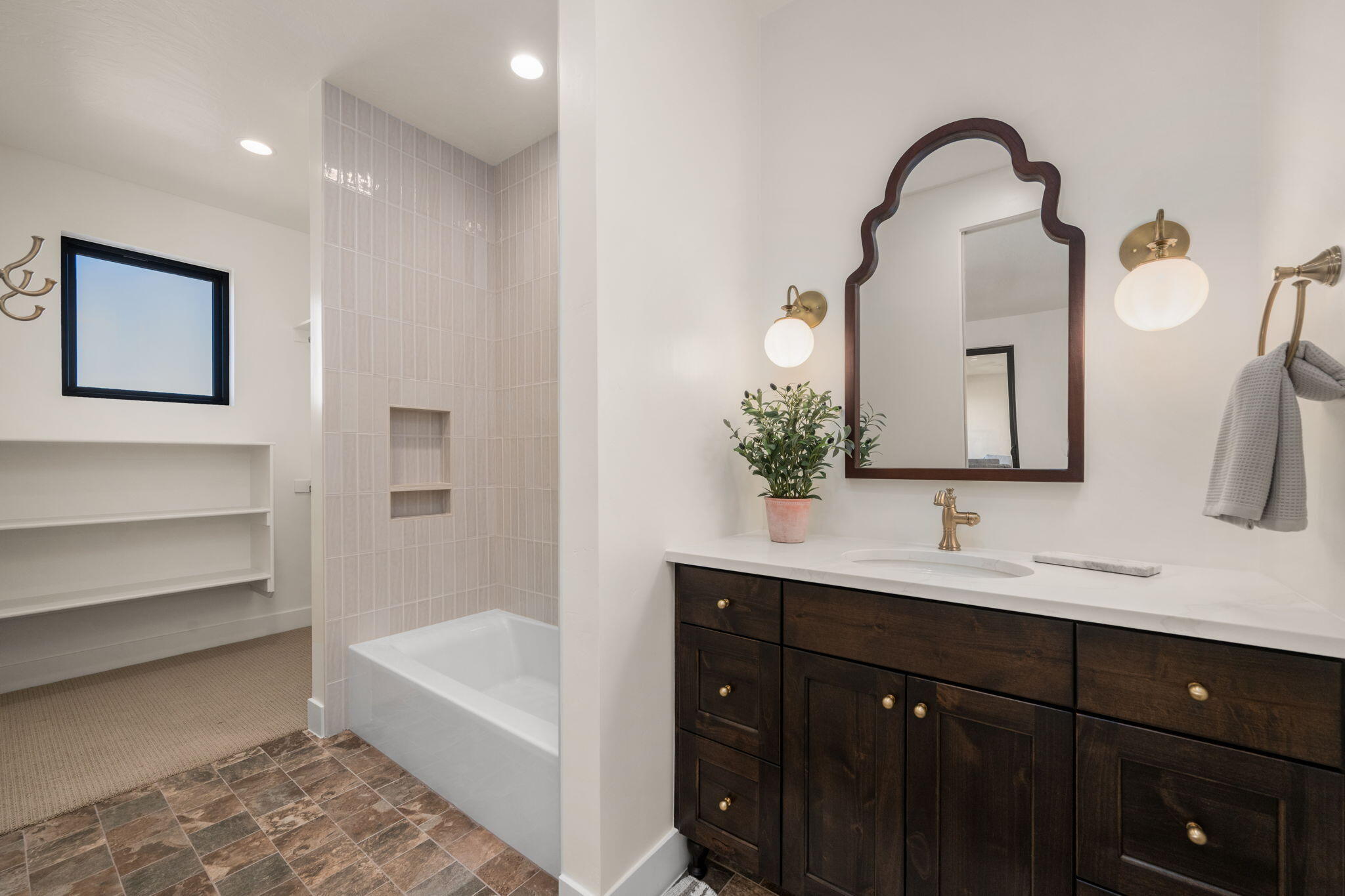 HOMESTEADS AT STUCKI FARMS - Residential