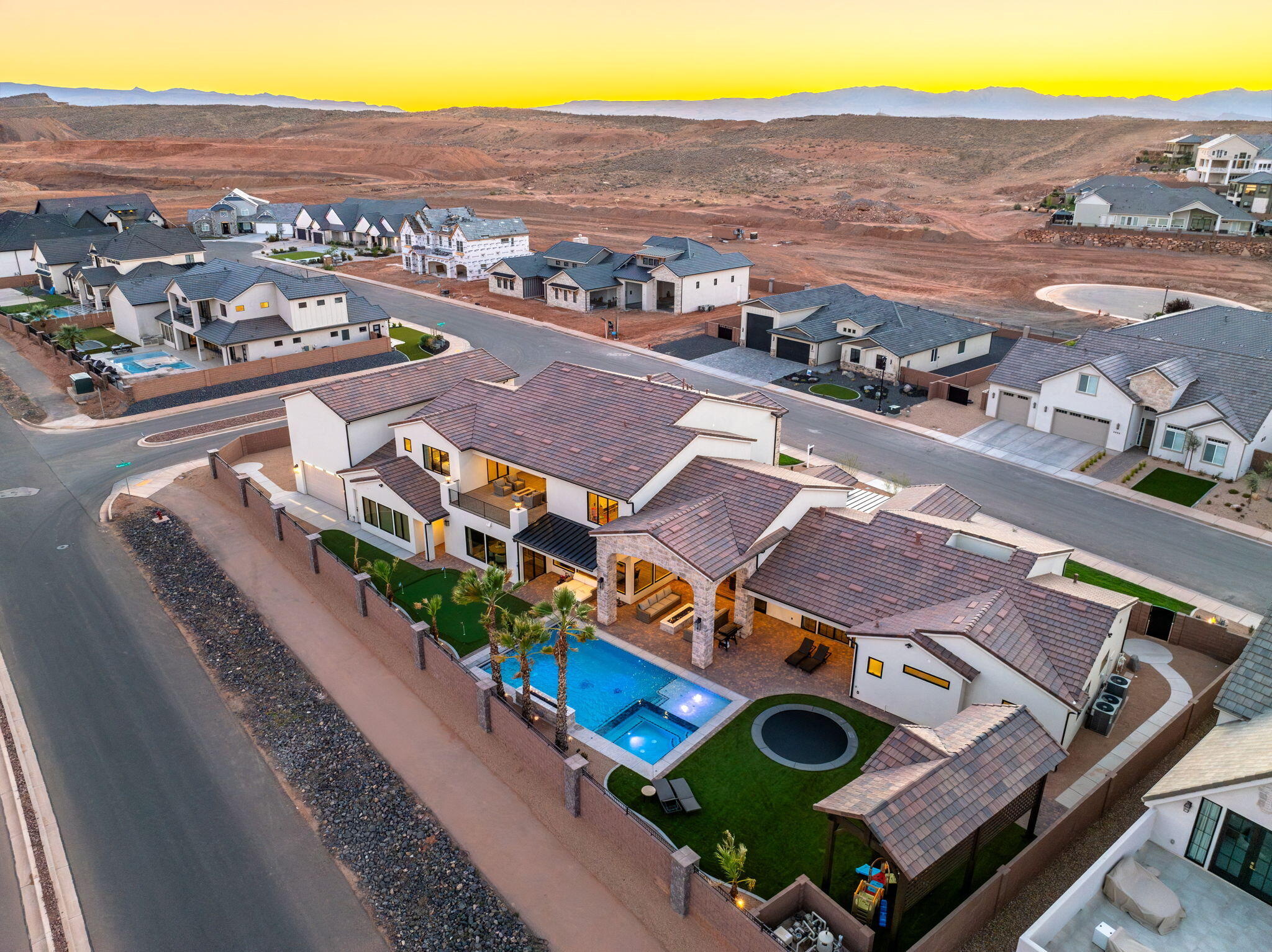 HOMESTEADS AT STUCKI FARMS - Residential