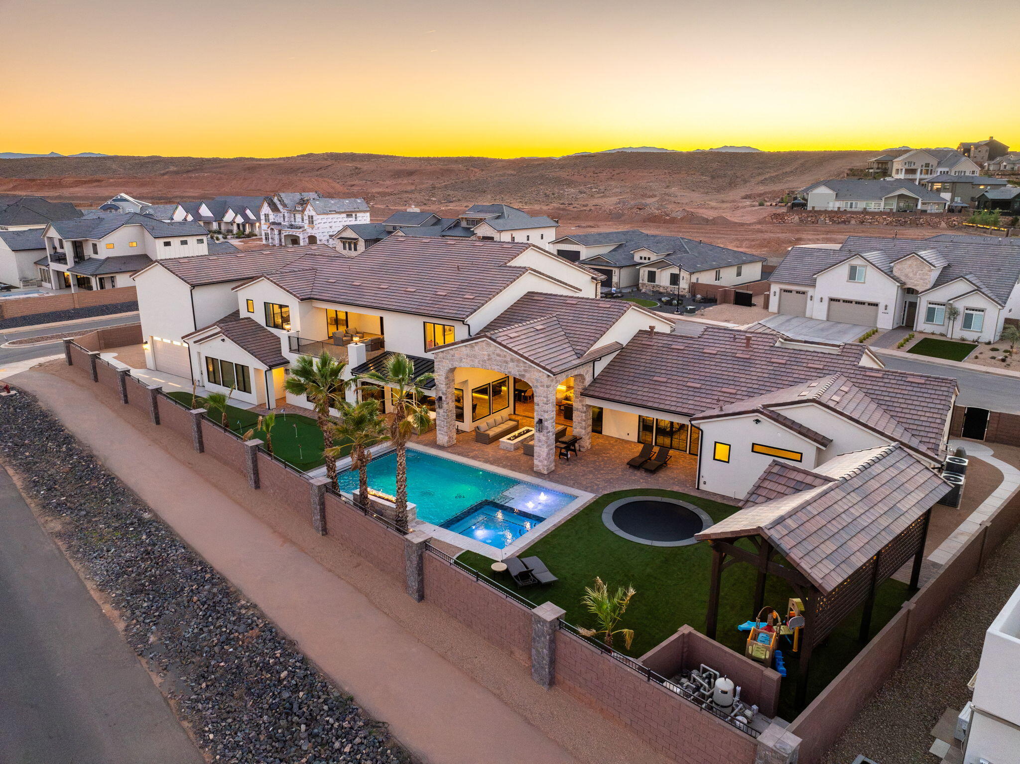 HOMESTEADS AT STUCKI FARMS - Residential