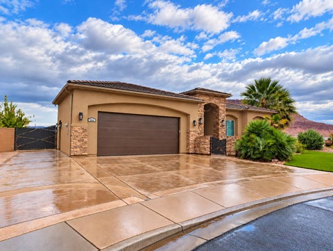 Photo of 1564 S Aspen Way, Washington, UT 84780 (MLS # 26-277336)