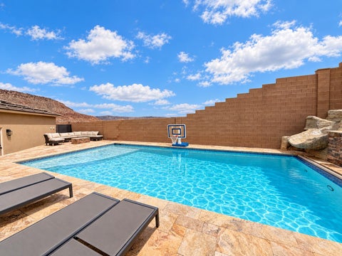 Tiny photo for 1564 S Aspen Way, Washington, UT 84780 (MLS # 26-277336)