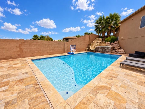 Tiny photo for 1564 S Aspen Way, Washington, UT 84780 (MLS # 26-277336)