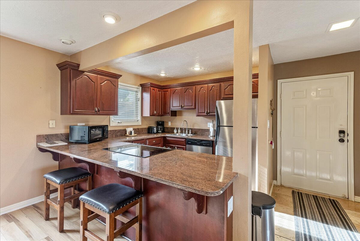 SPORTS VILLAGE - Residential