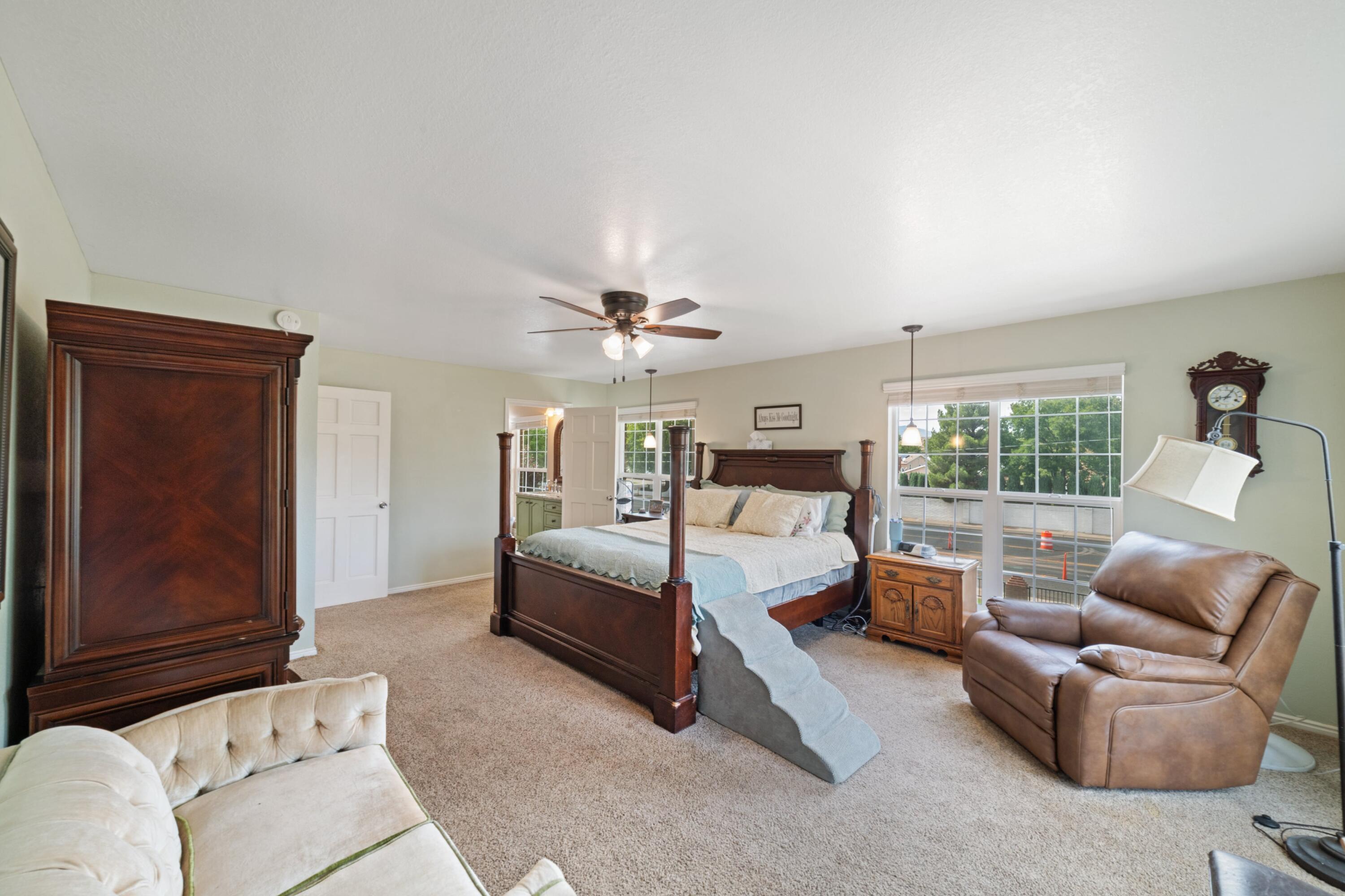 ST GEORGE TOWNSITE - Residential