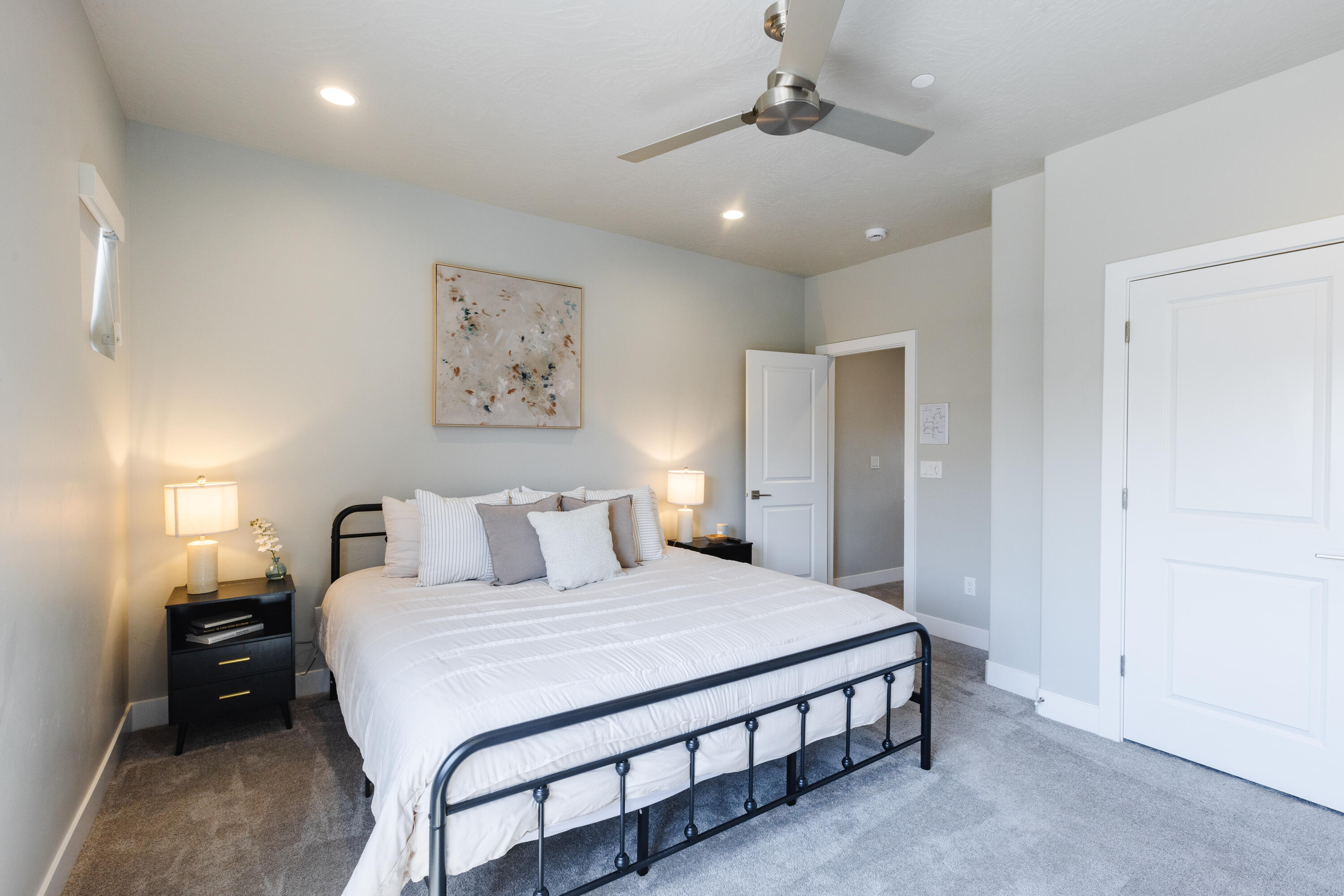 ZION VILLAGE TWHM - Residential