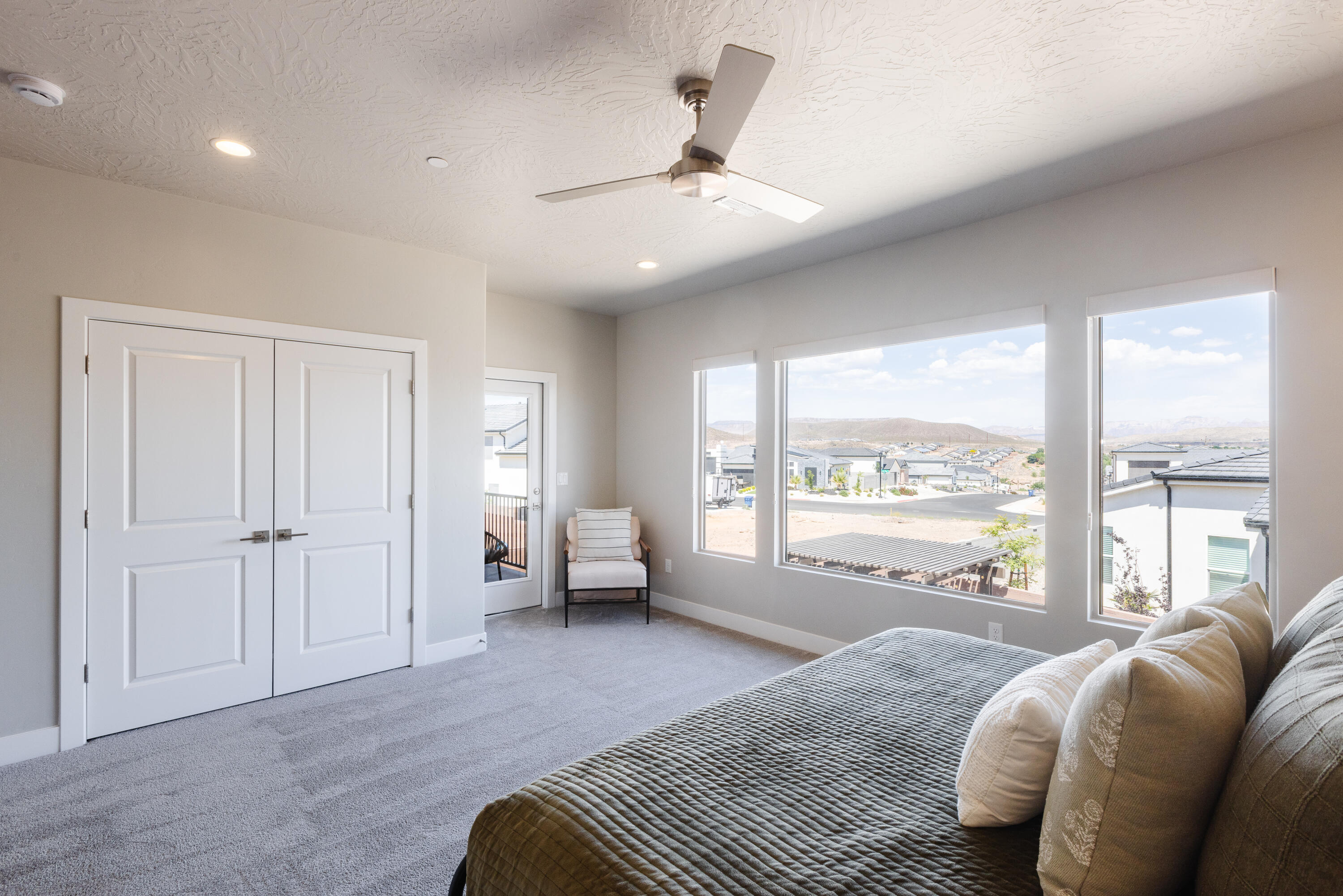 ZION VILLAGE TWHM - Residential