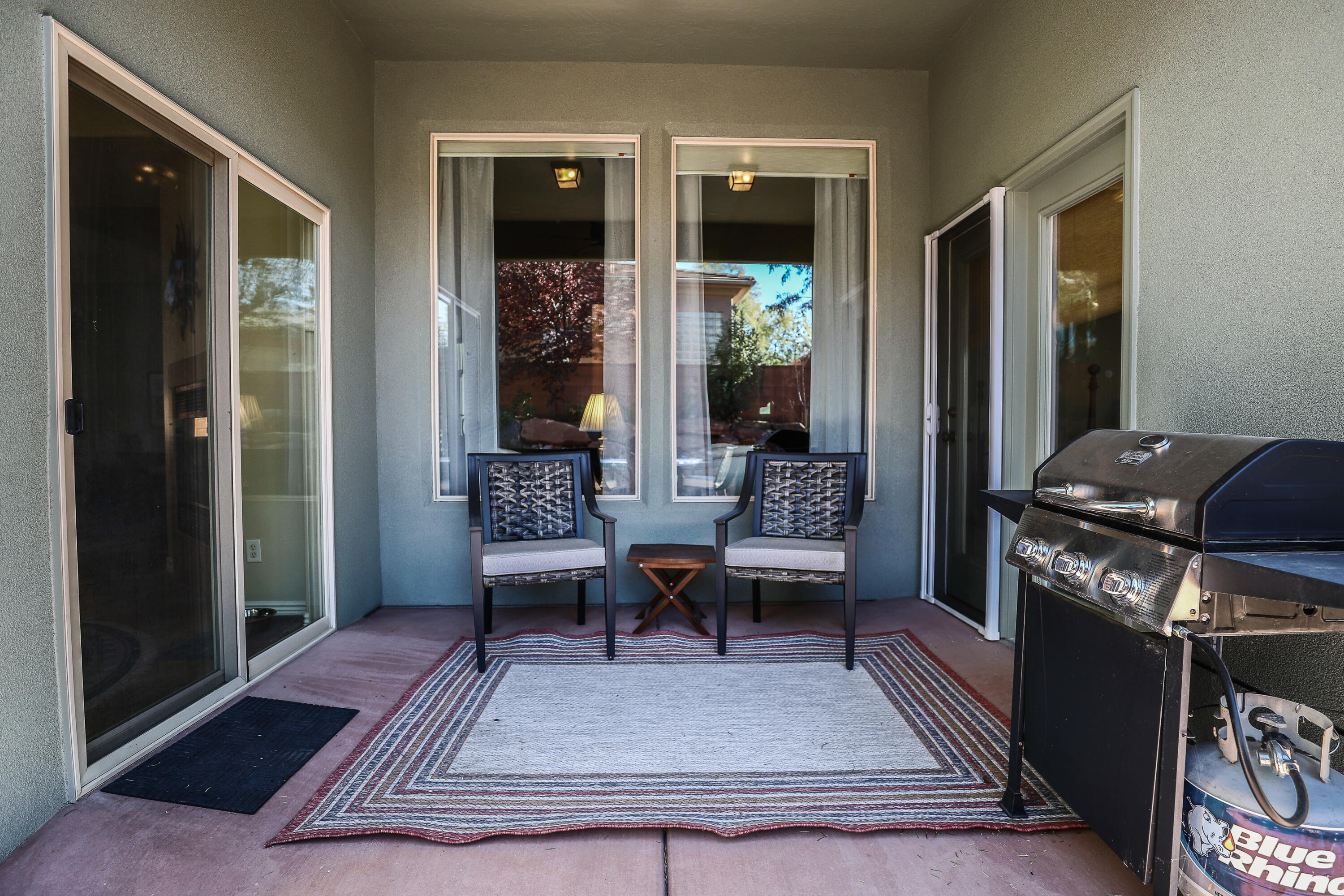 PARADISE CANYON - Residential