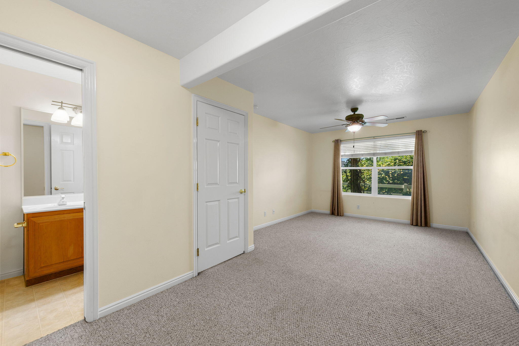 HIGHLANDS - Residential