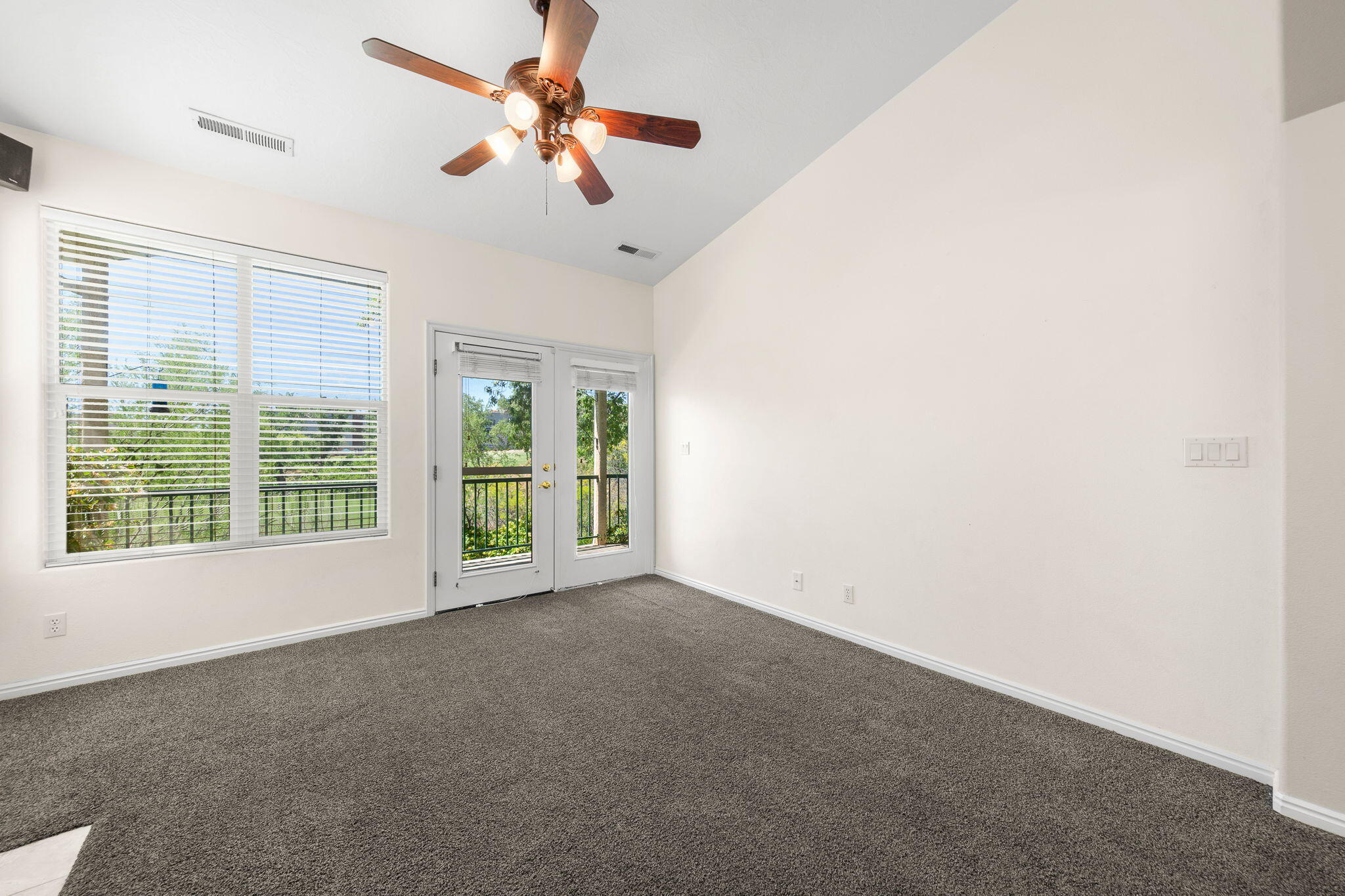 HIGHLANDS - Residential