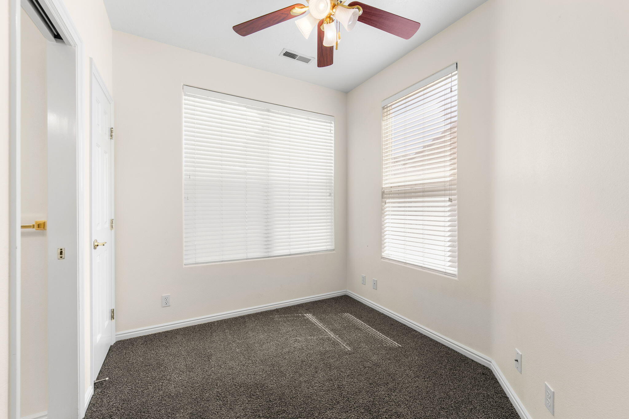 HIGHLANDS - Residential