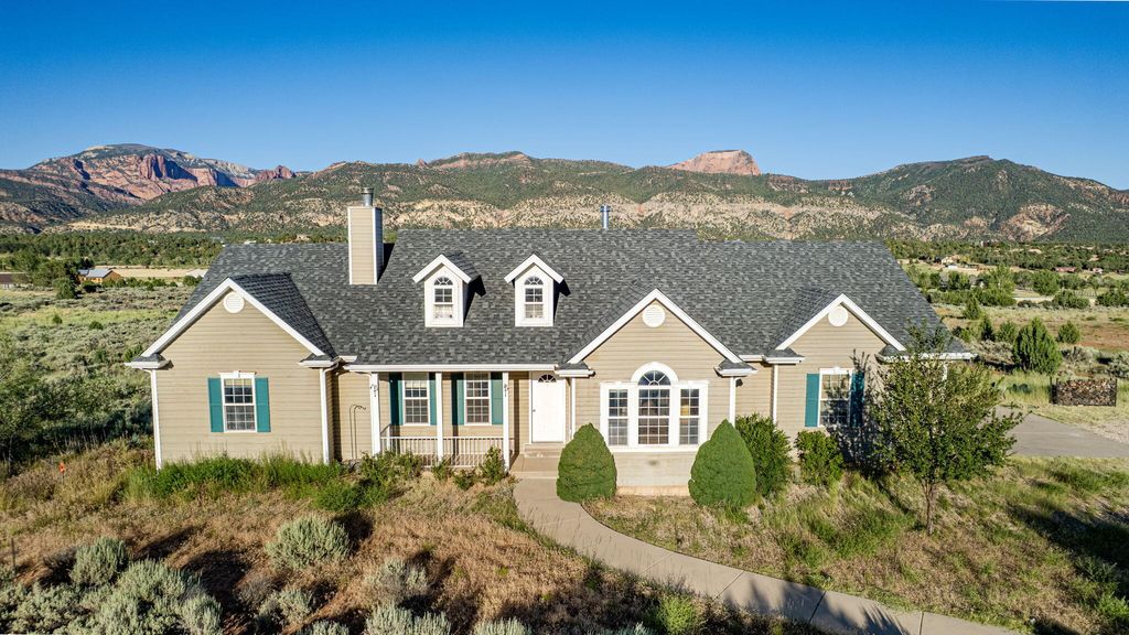 Photo of 1625 S 2200 E, New Harmony, UT 84757 (MLS # 26-273330)