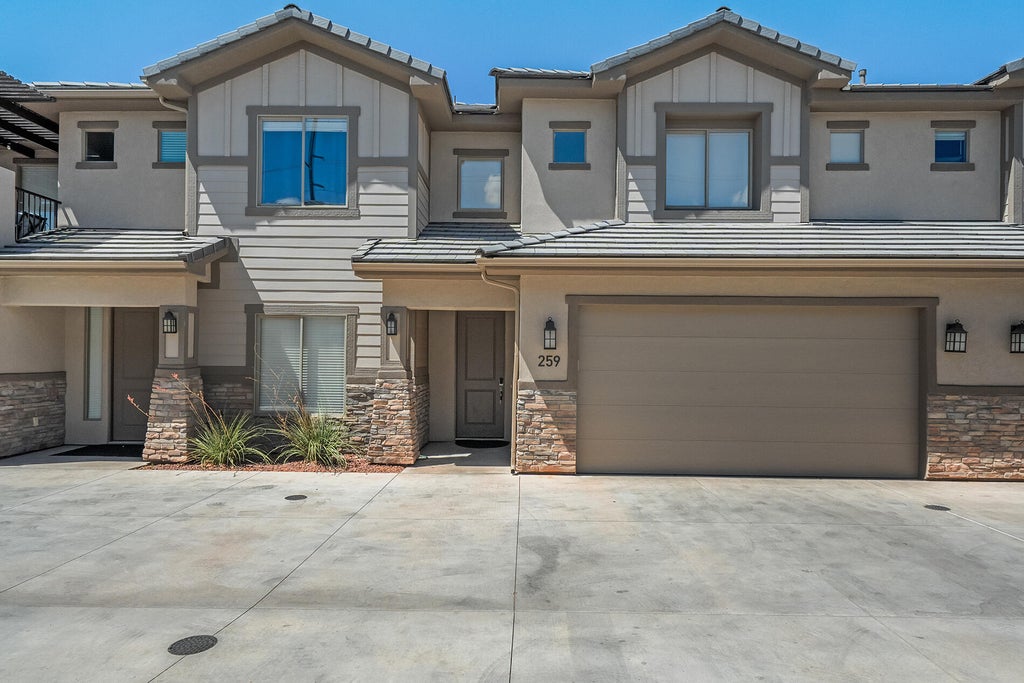 Photo of 259 N 2020 W, Hurricane, UT 84737 (MLS # 26-274058)