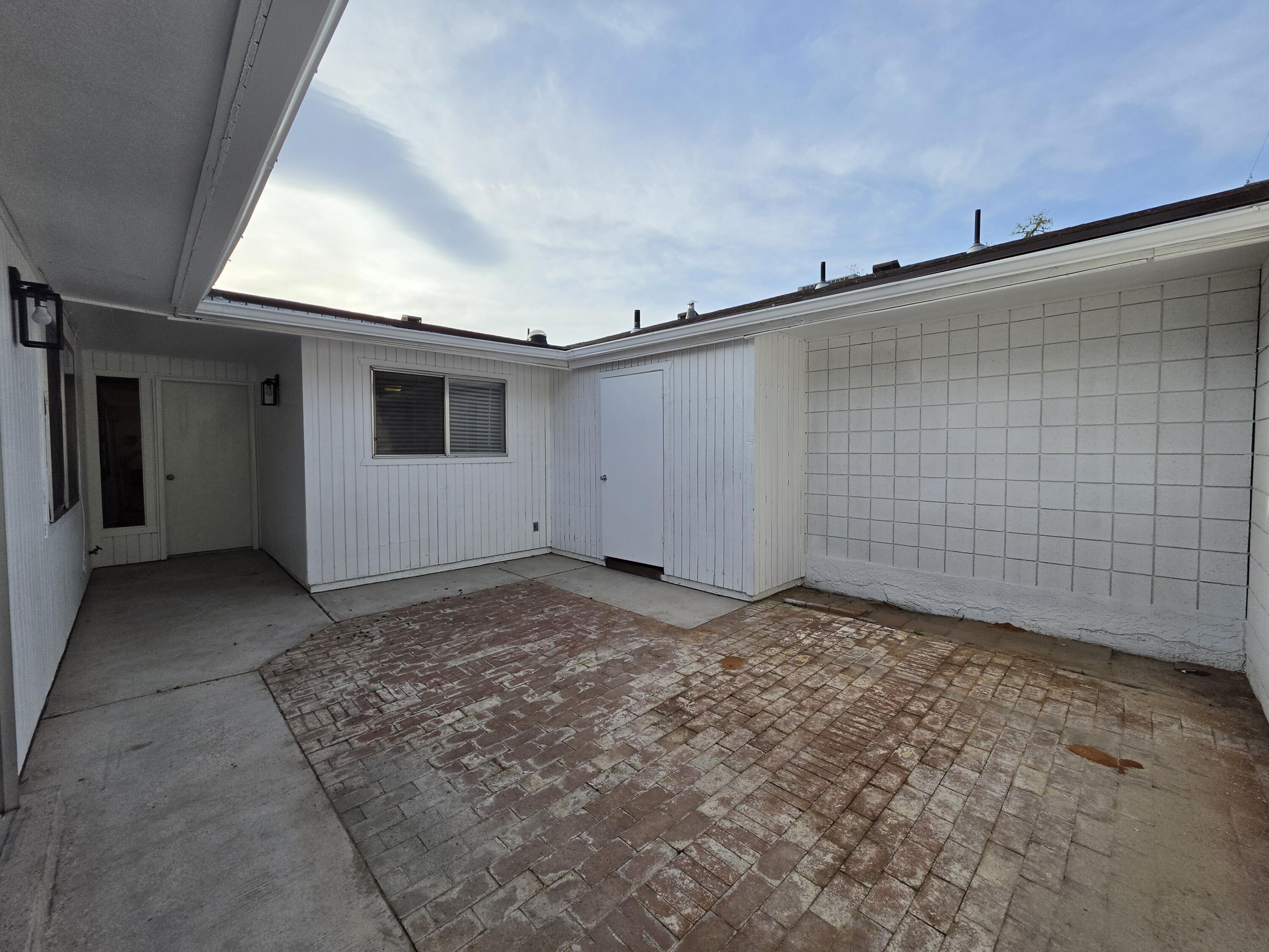 SUNRISE VILLAGE TOWNHOMES - Residential