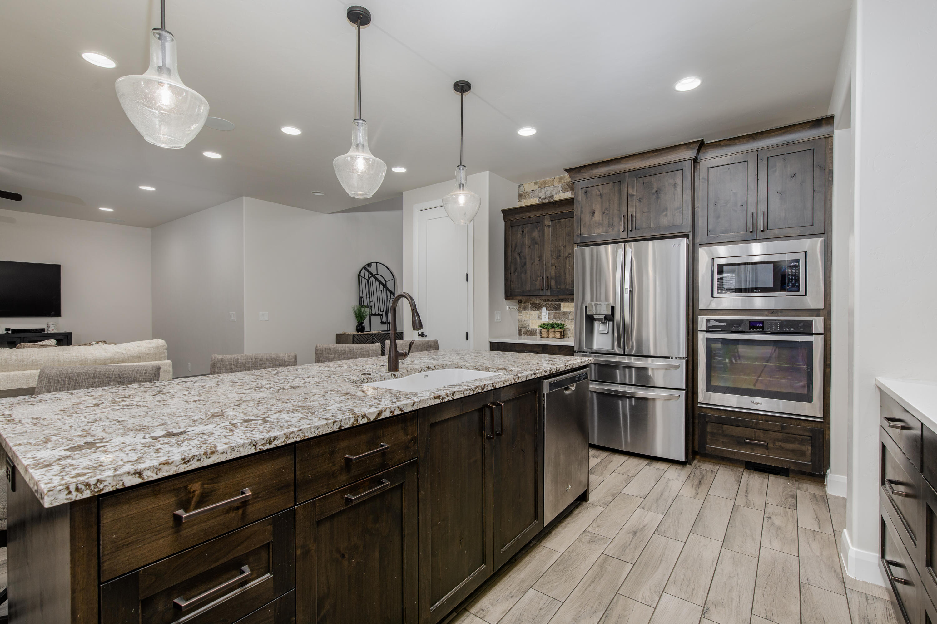 OAKWOOD ESTATES - Residential