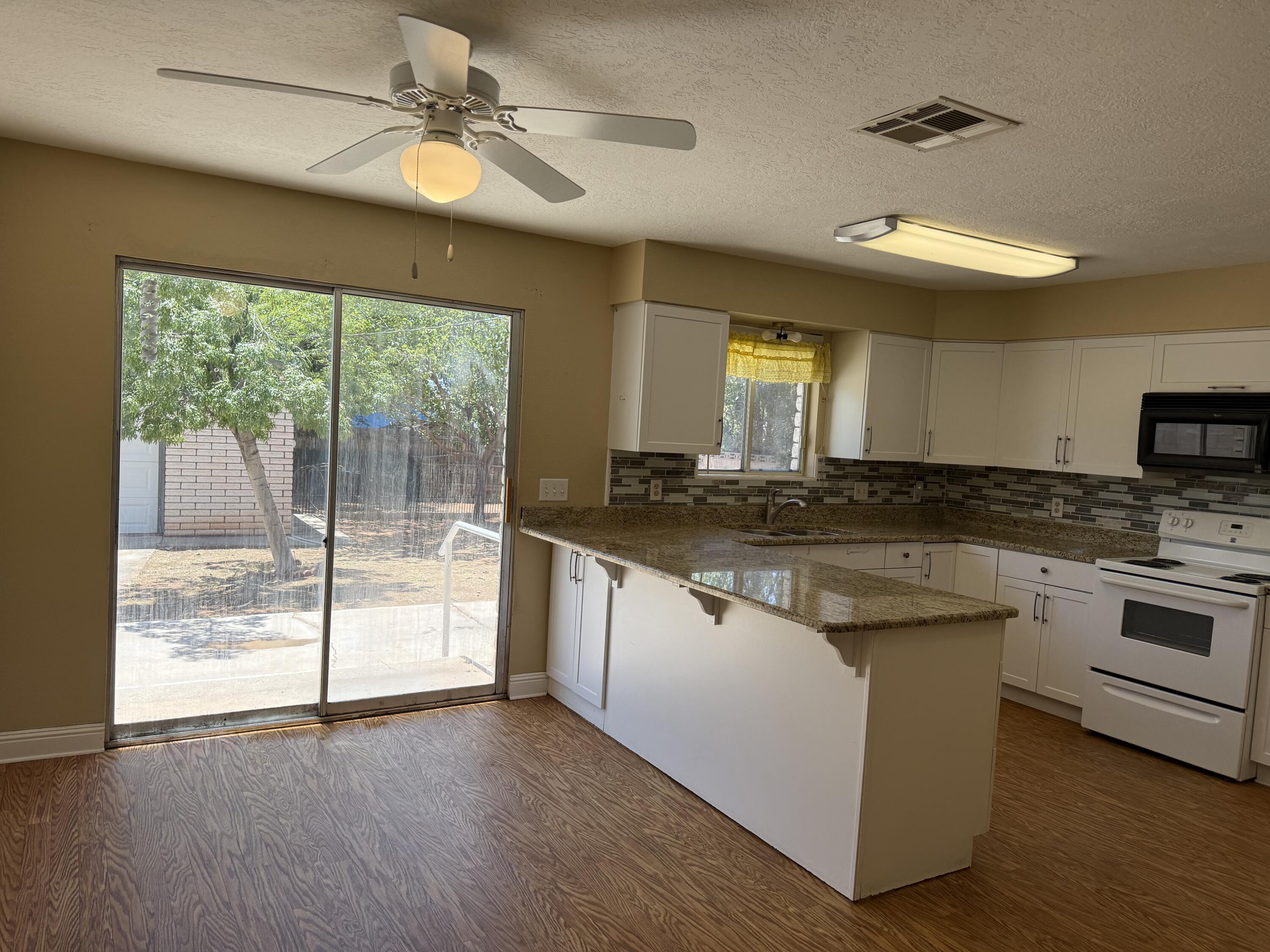 EL PAMPAS - Residential