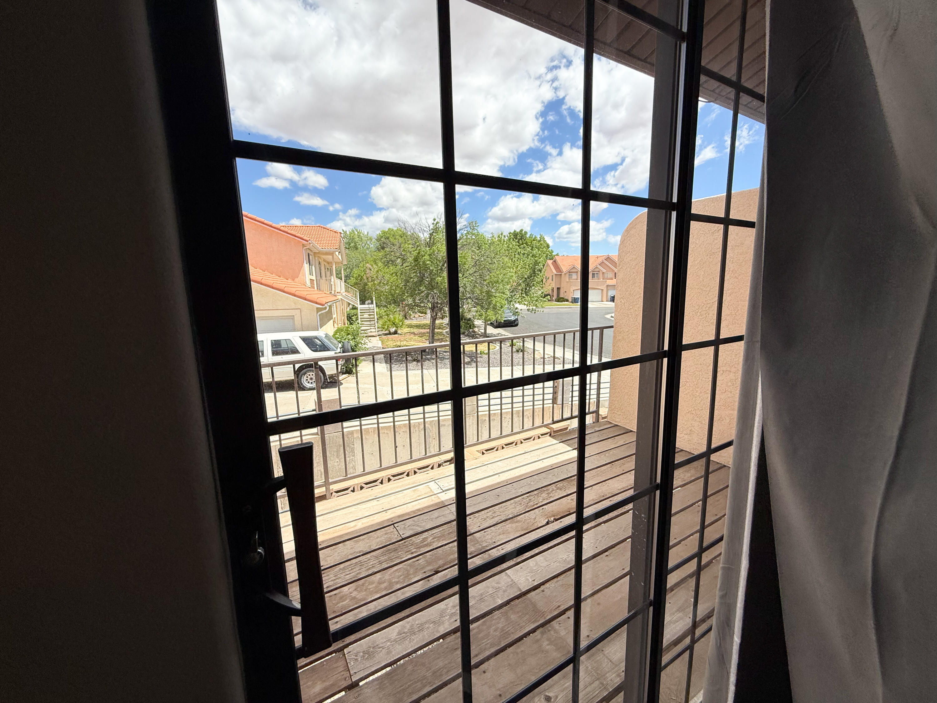 COLOR VIEW TOWNHOMES - Residential