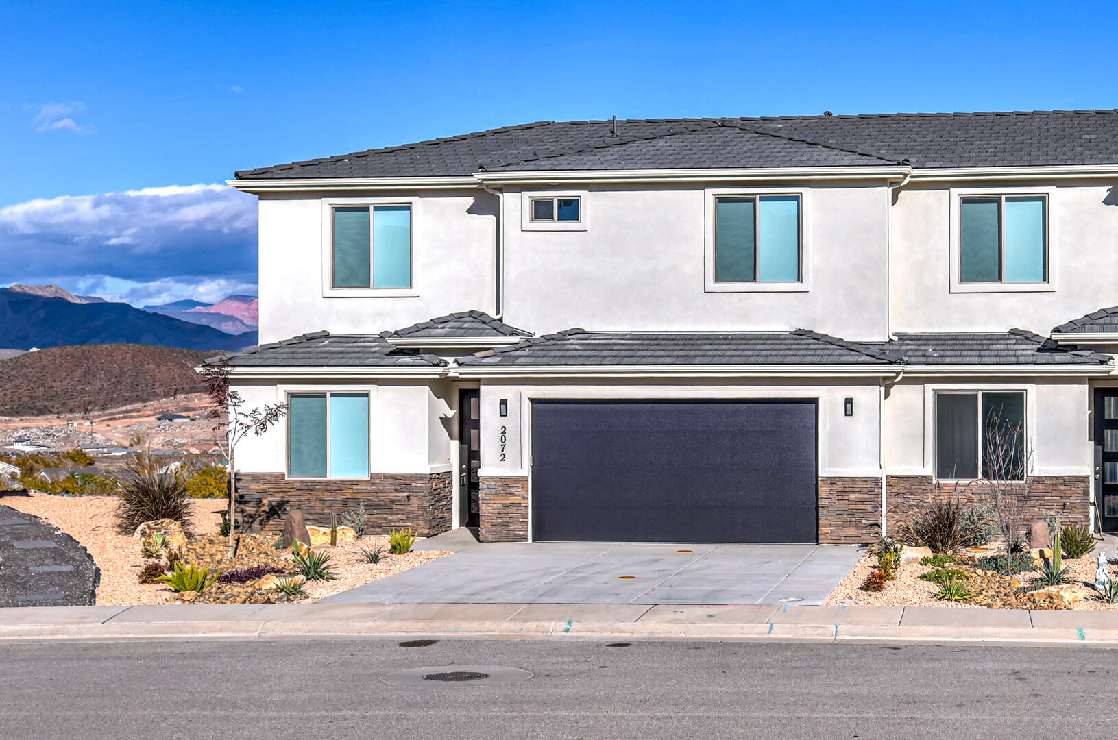 HURRICANE VIEWS - Residential