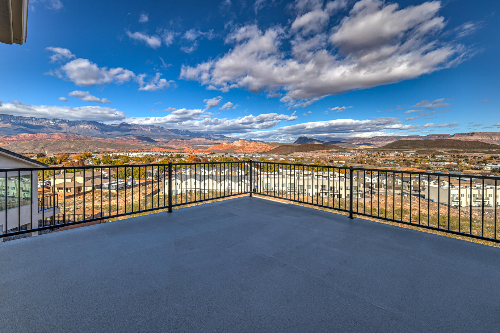 HURRICANE VIEWS - Residential