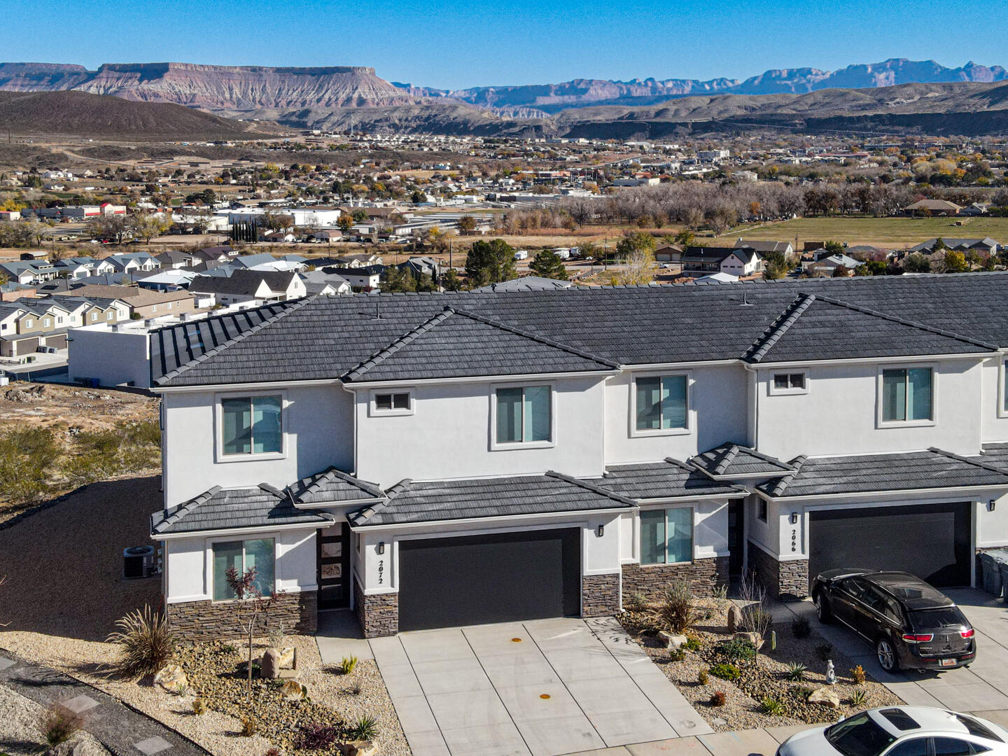 HURRICANE VIEWS - Residential