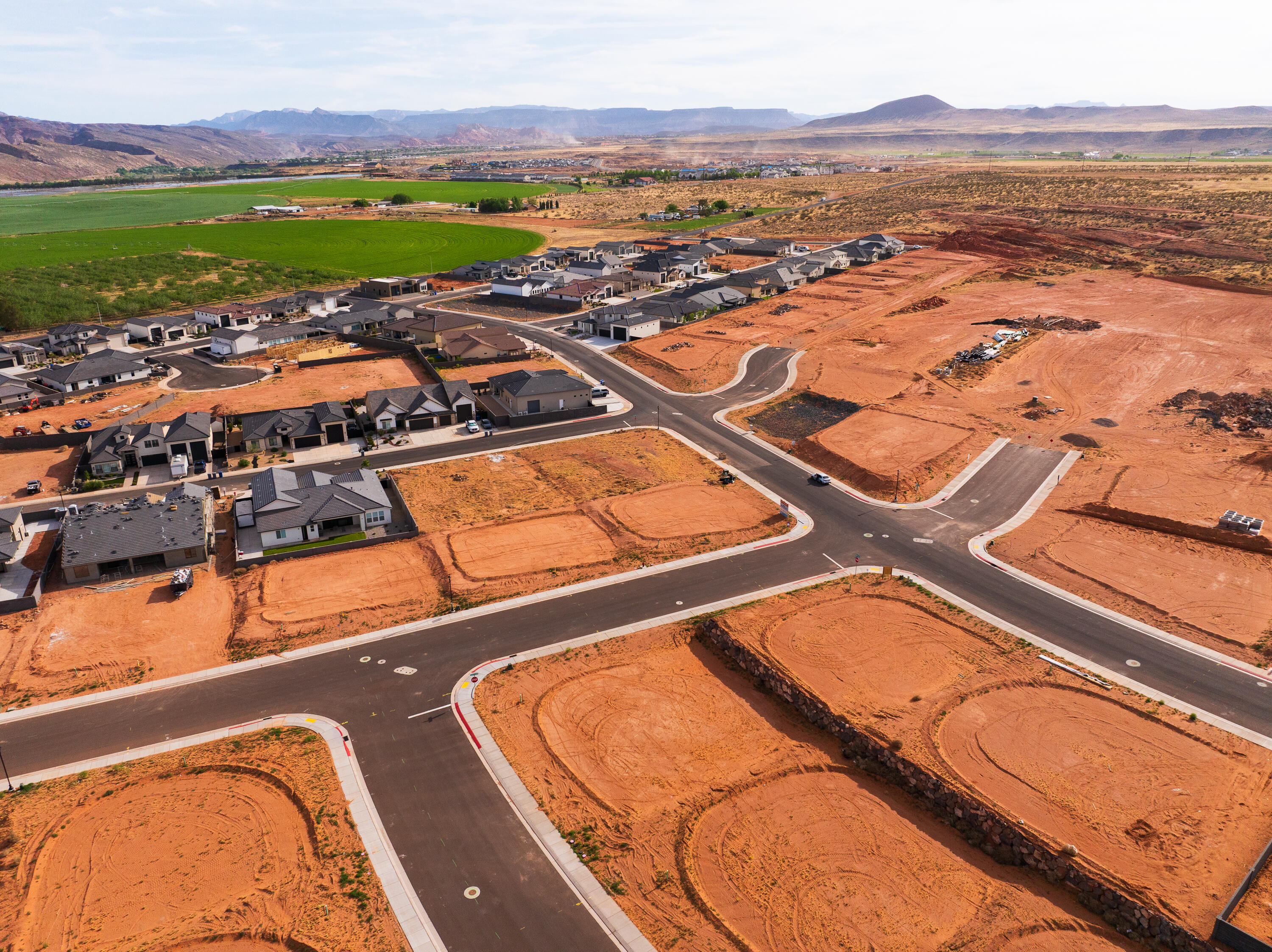 SAND HOLLOW VILLAGE - Land