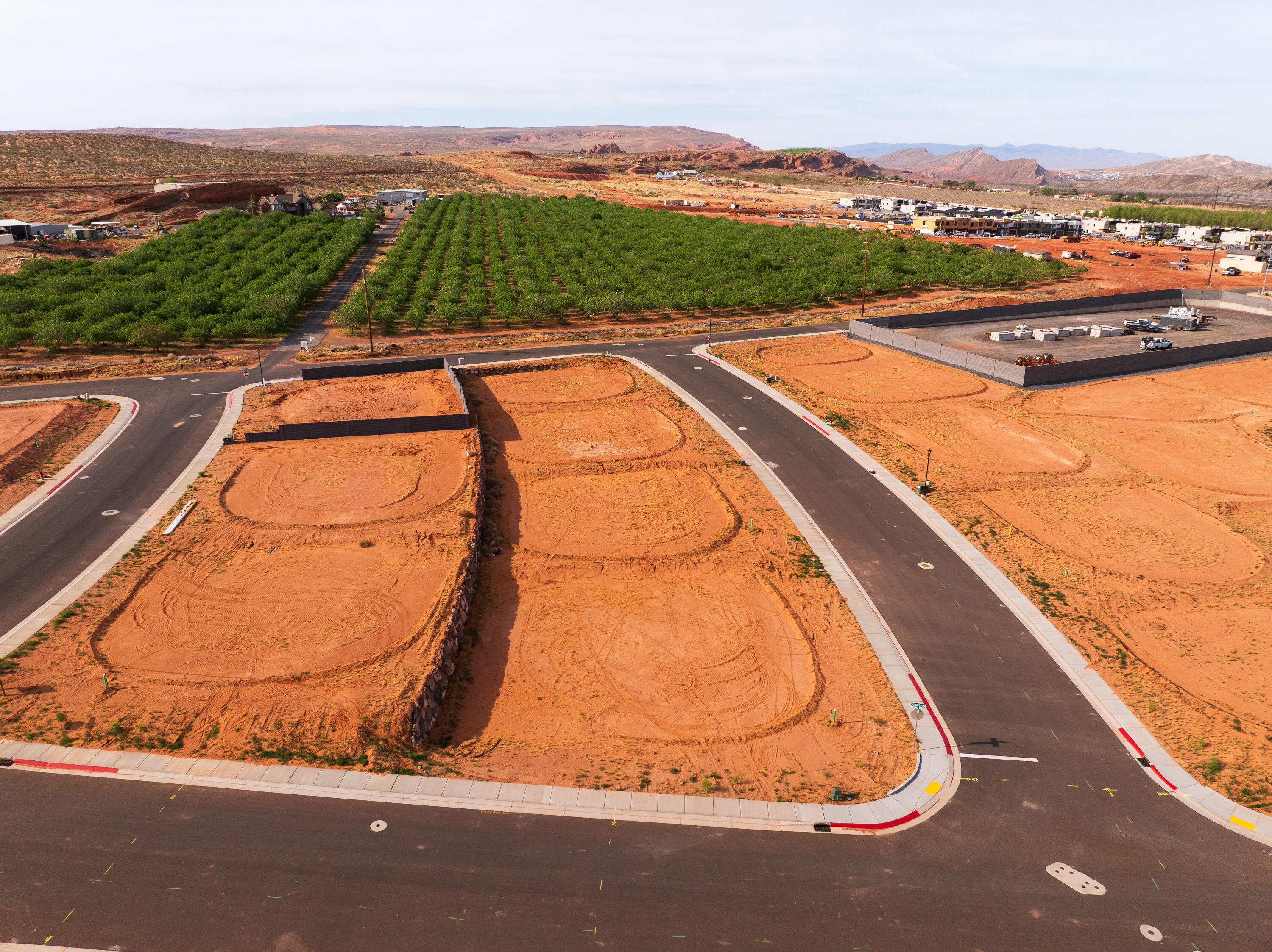 SAND HOLLOW VILLAGE - Land