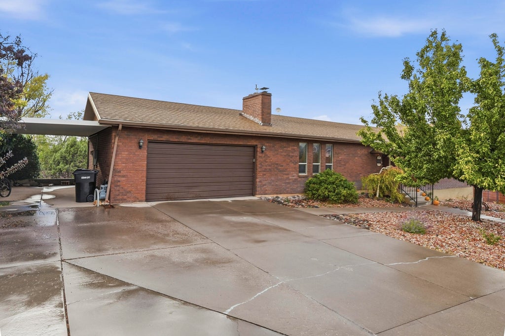 Photo of 342 S 2050 W, Cedar City, UT 84720 (MLS # 26-277091)