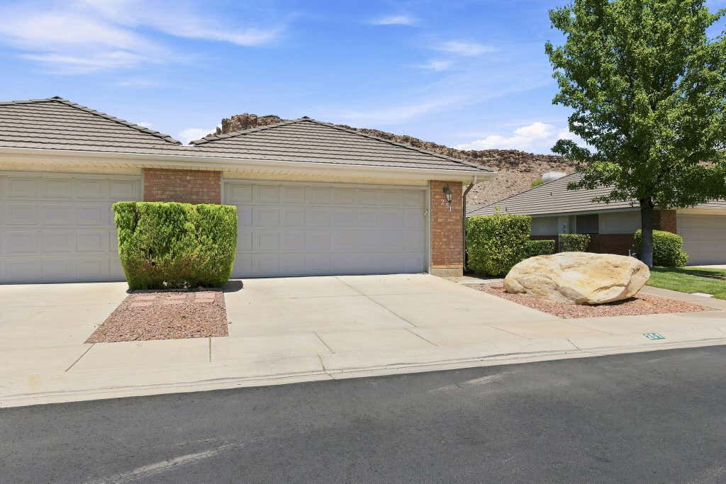 Photo of 875 W Rio Virgin DR #251, Saint George, UT 84790 (MLS # 26-275174)