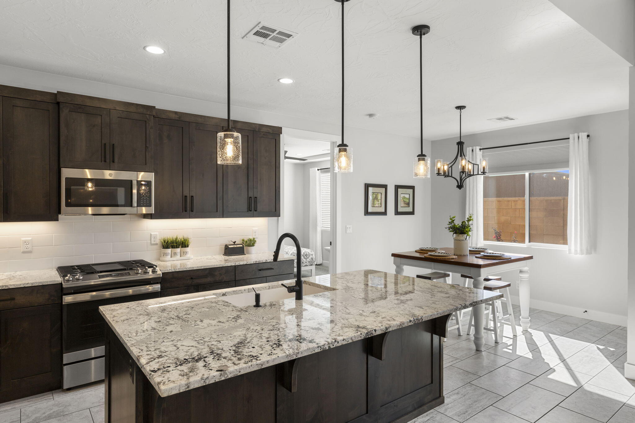 LEDGES OF ST GEORGE POCKET MESA - Residential