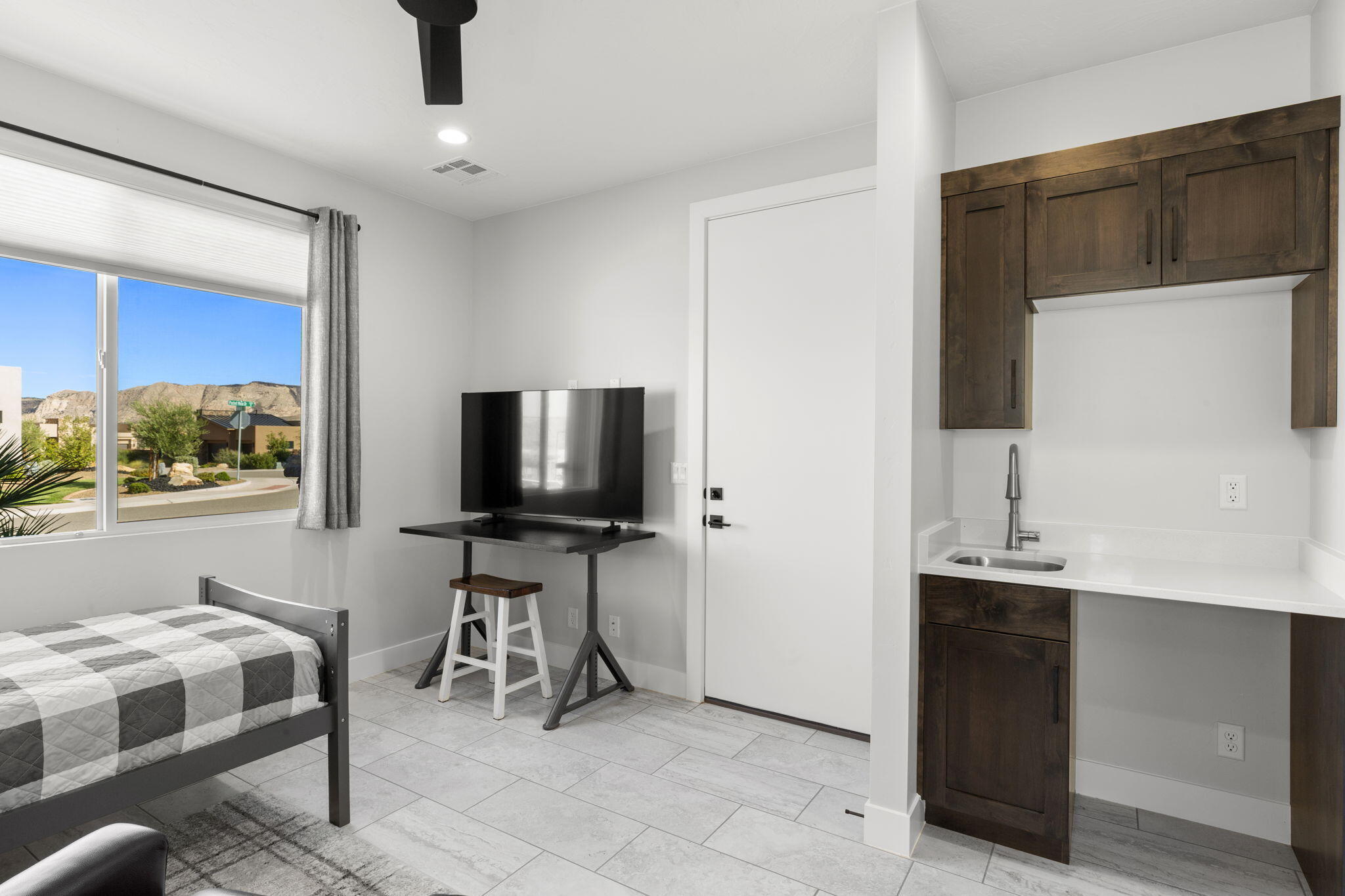 LEDGES OF ST GEORGE POCKET MESA - Residential