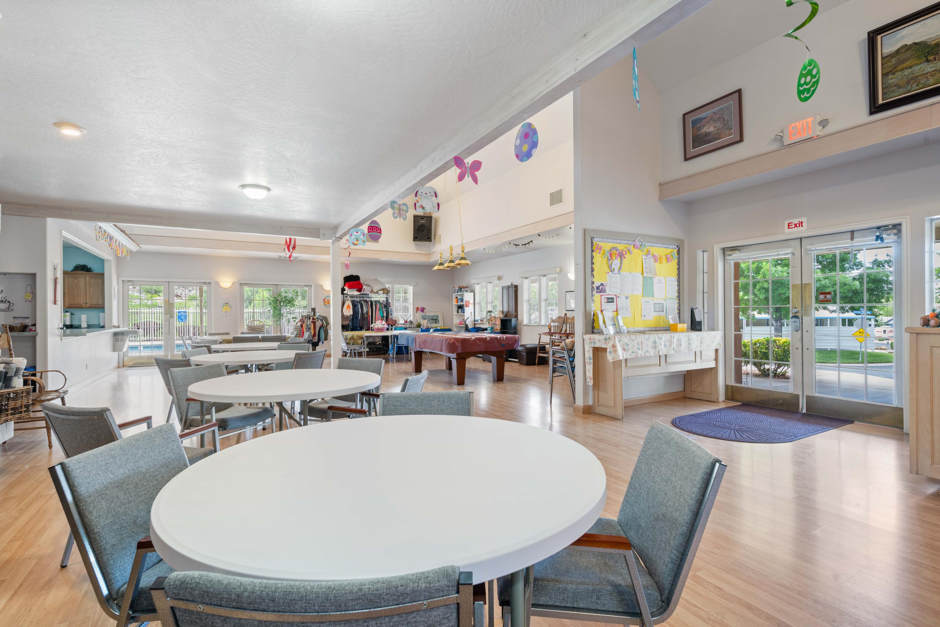 HARRISBURG LAKESIDE ESTATES - Residential