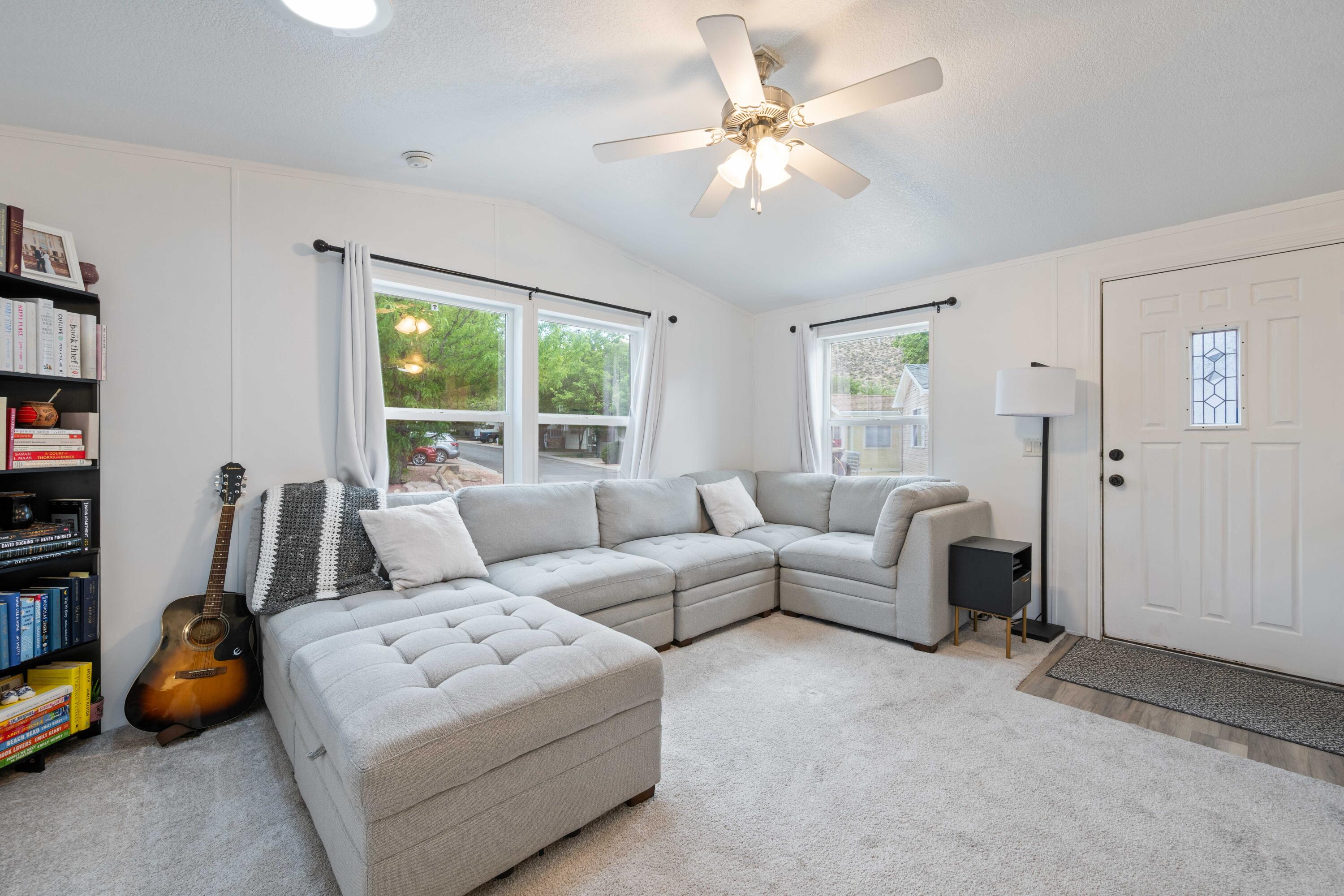 HARRISBURG LAKESIDE ESTATES - Residential