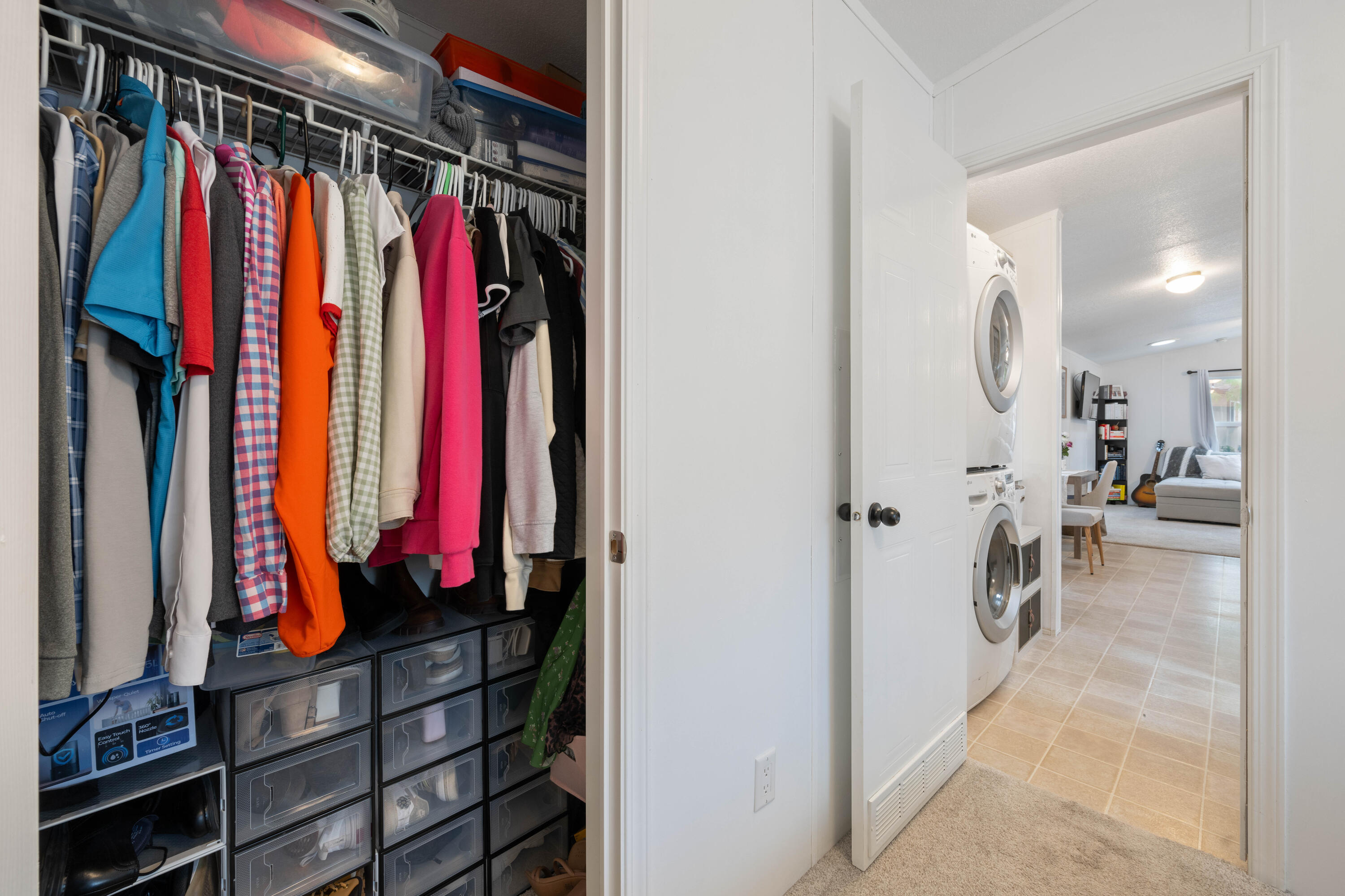 HARRISBURG LAKESIDE ESTATES - Residential