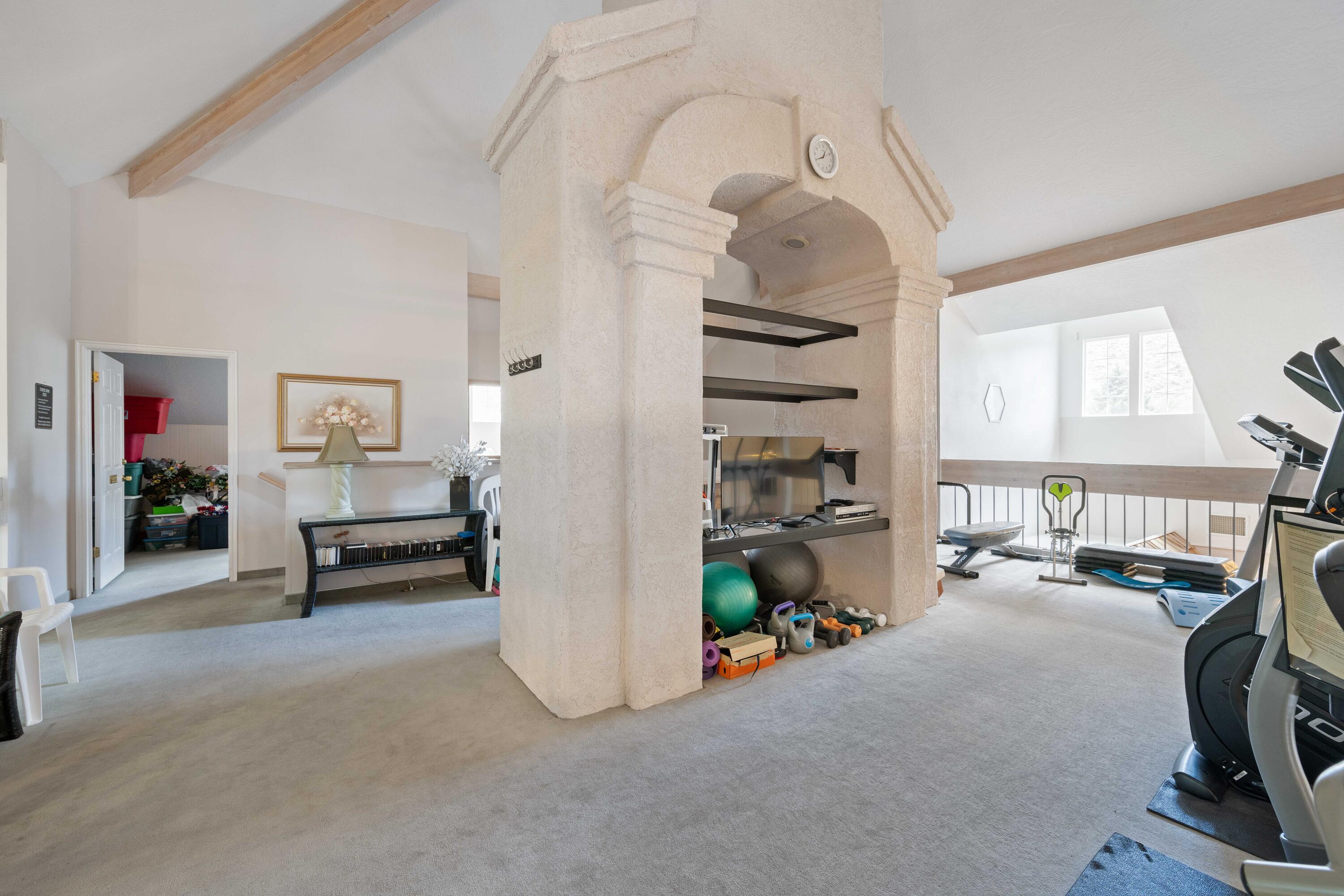 HARRISBURG LAKESIDE ESTATES - Residential