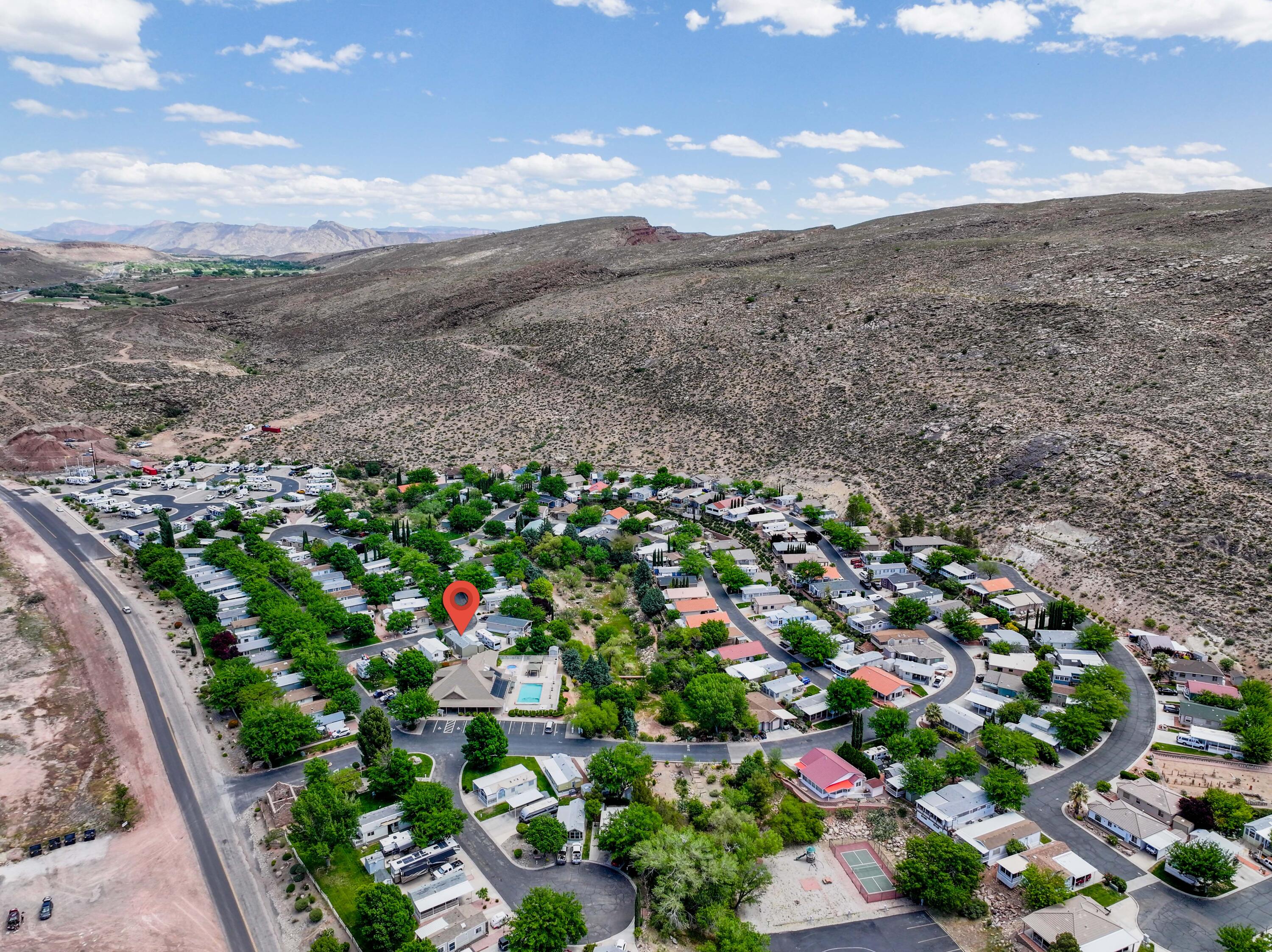 HARRISBURG LAKESIDE ESTATES - Residential