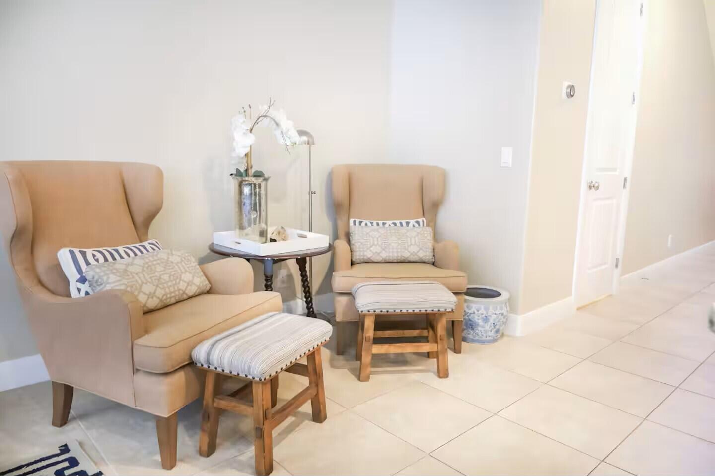 CORAL RIDGE TOWNHOMES - Residential