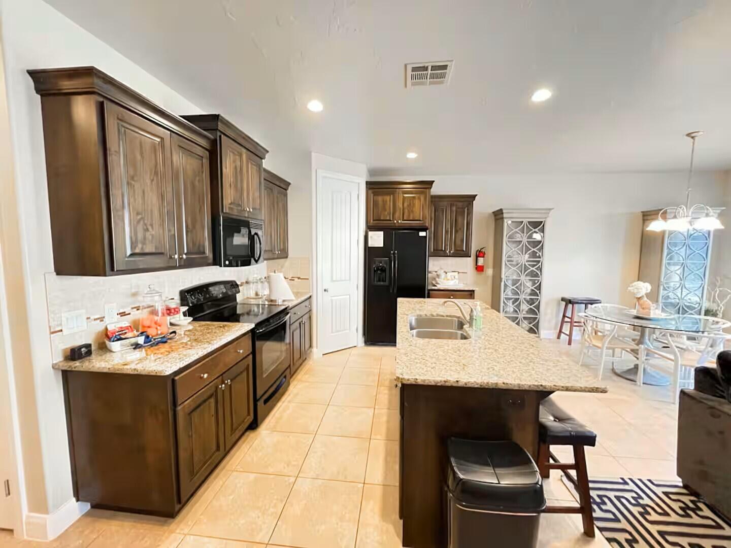 CORAL RIDGE TOWNHOMES - Residential