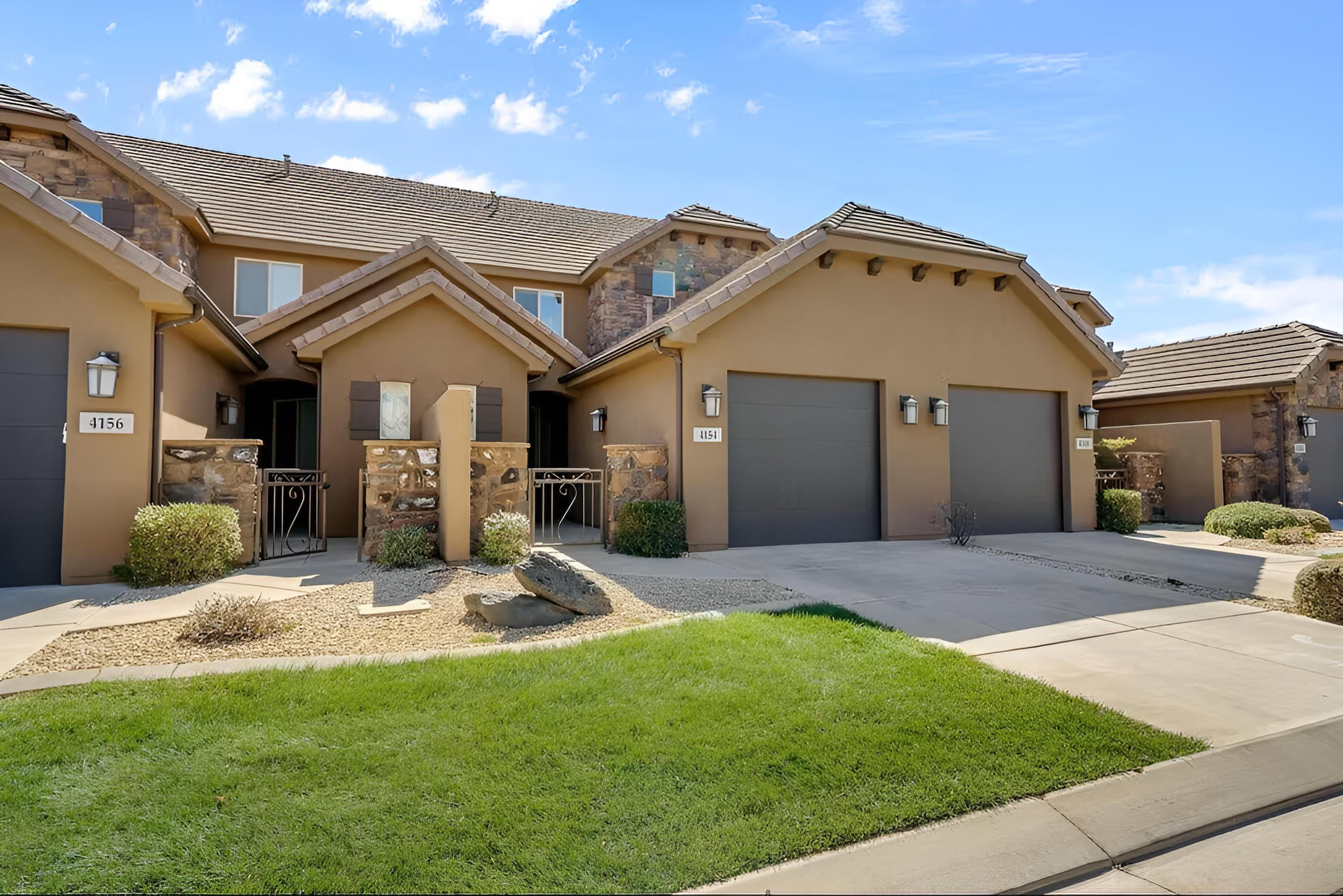 CORAL RIDGE TOWNHOMES - Residential