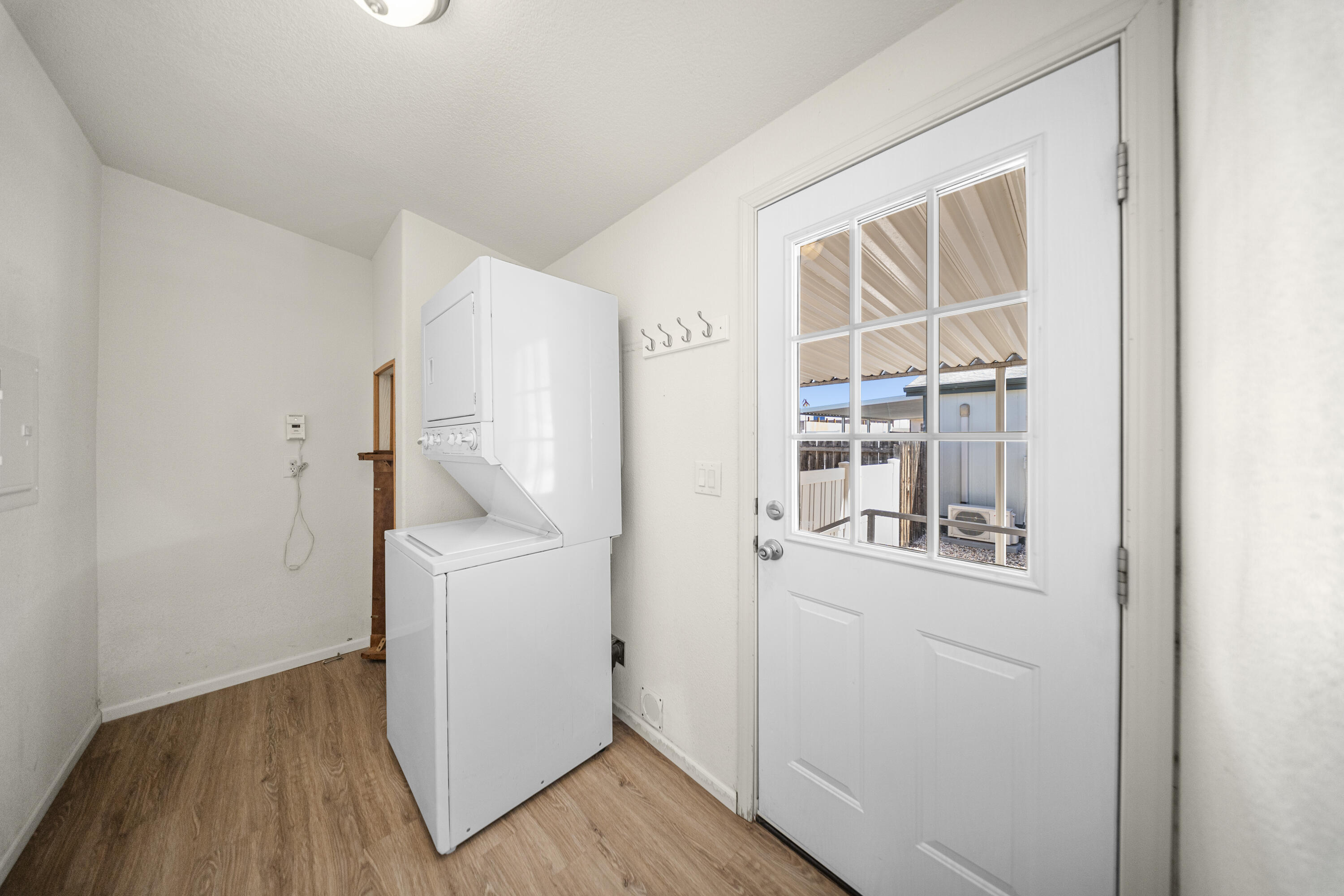 LAVA BLUFF MOBILE HOME PARK - Residential