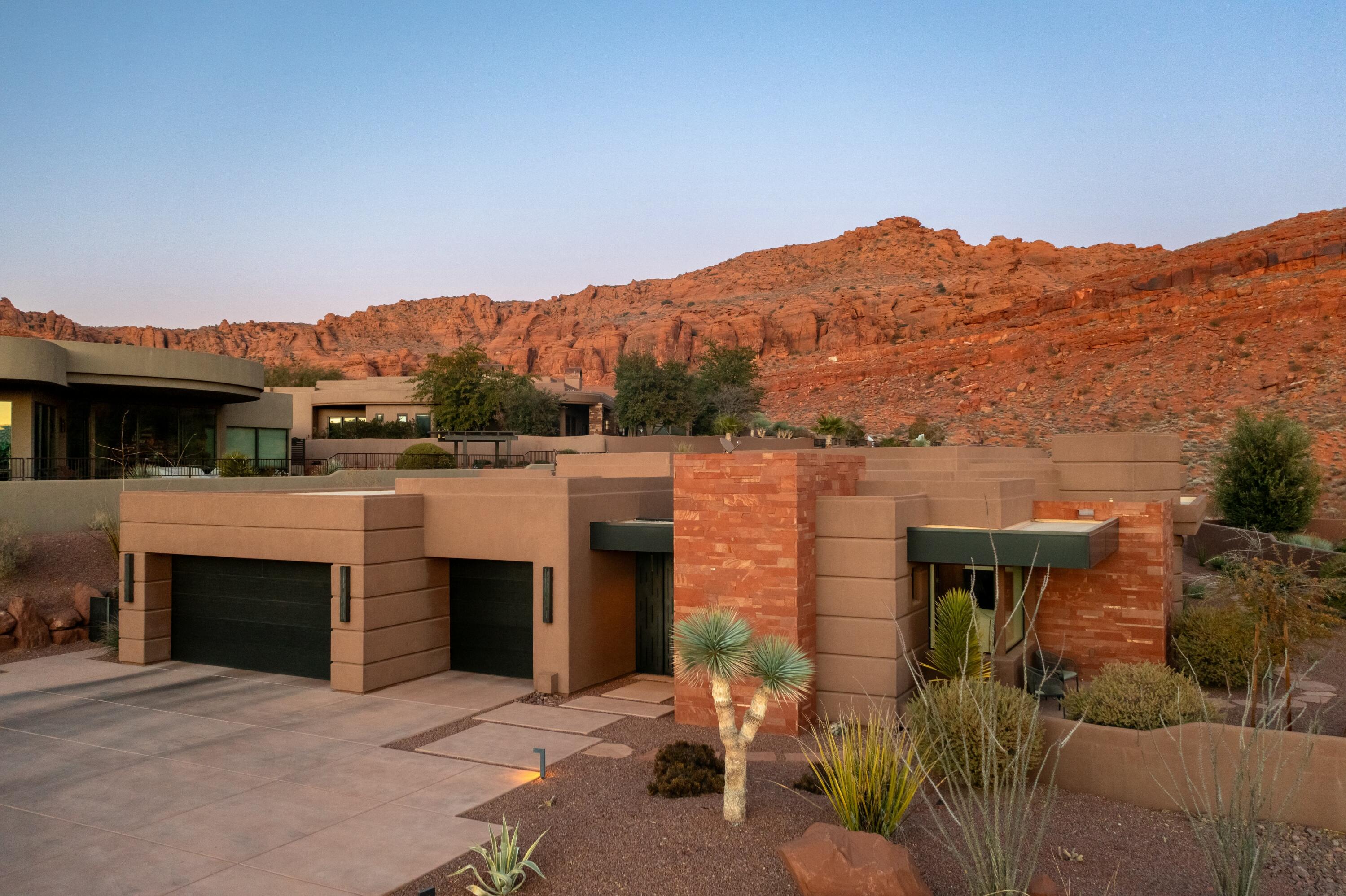 CLIFFS OF SNOW CANYON - Residential