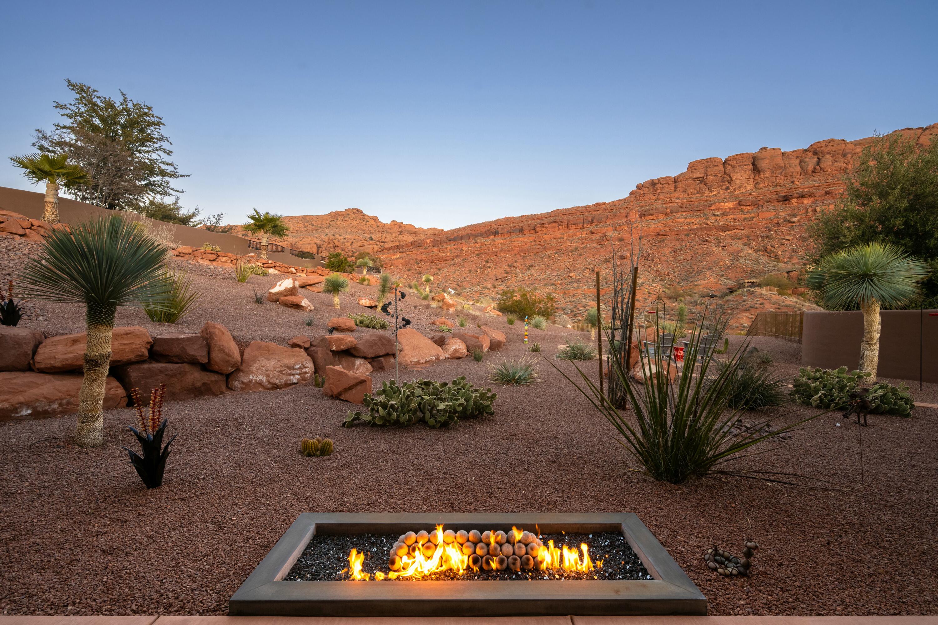 CLIFFS OF SNOW CANYON - Residential