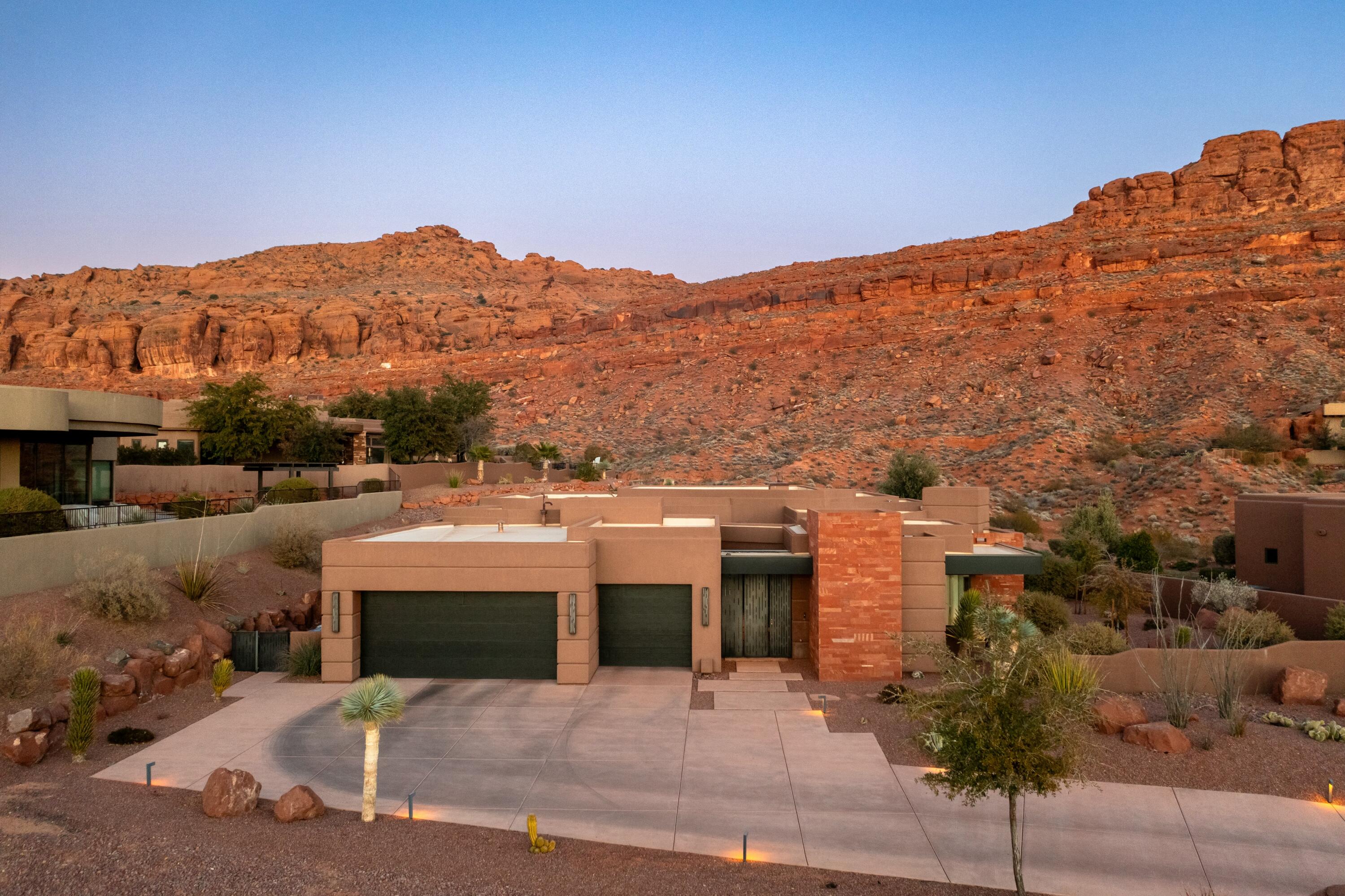 CLIFFS OF SNOW CANYON - Residential