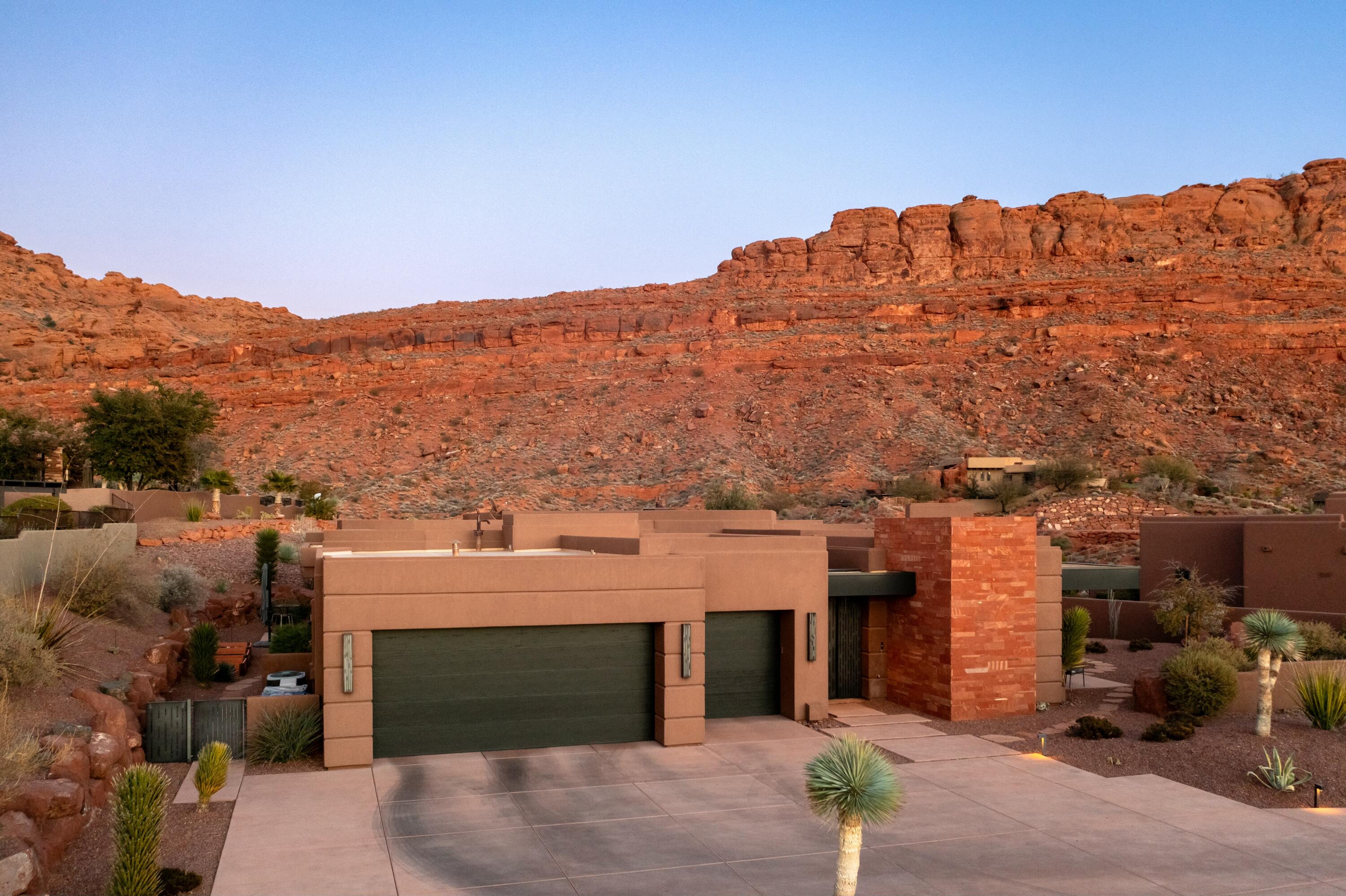 CLIFFS OF SNOW CANYON - Residential