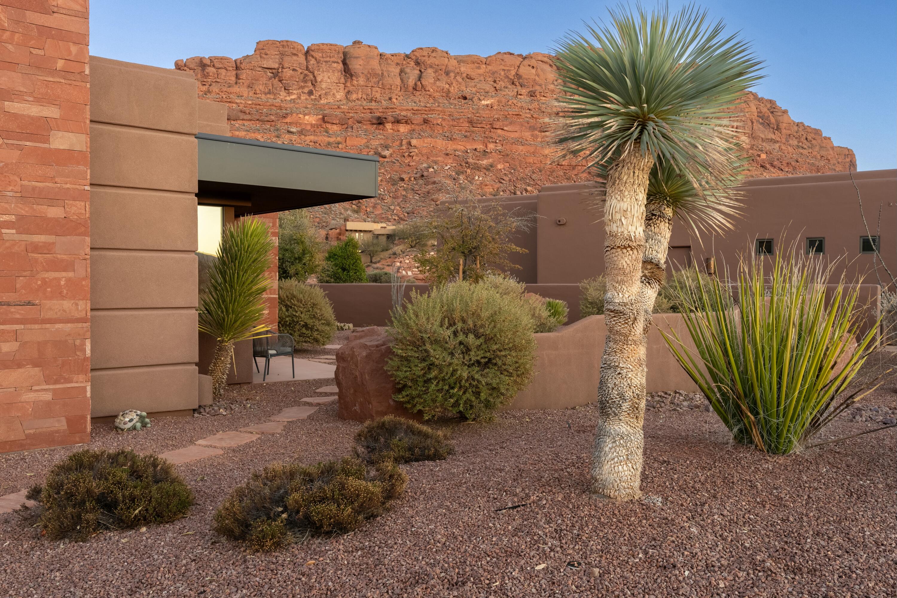 CLIFFS OF SNOW CANYON - Residential