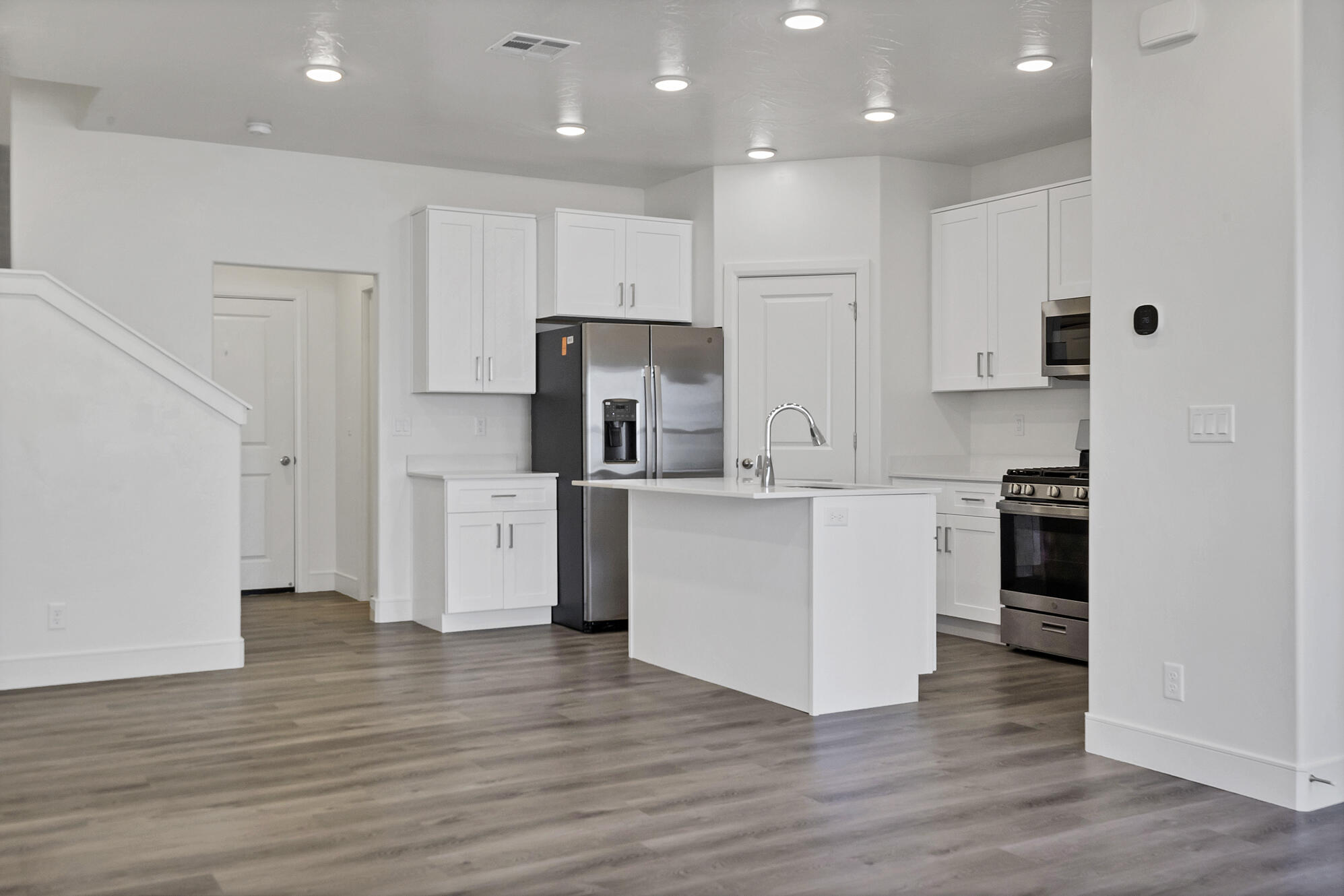 AZALEA TOWNHOMES - Residential