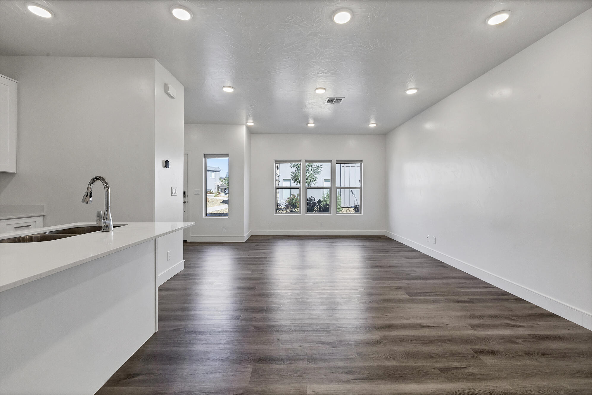 AZALEA TOWNHOMES - Residential