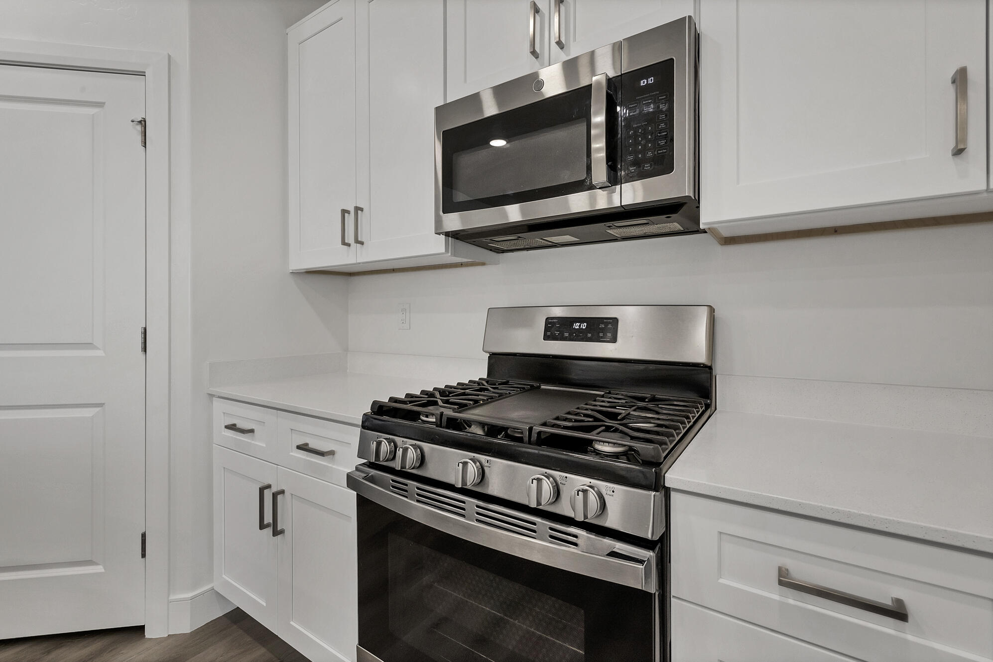AZALEA TOWNHOMES - Residential