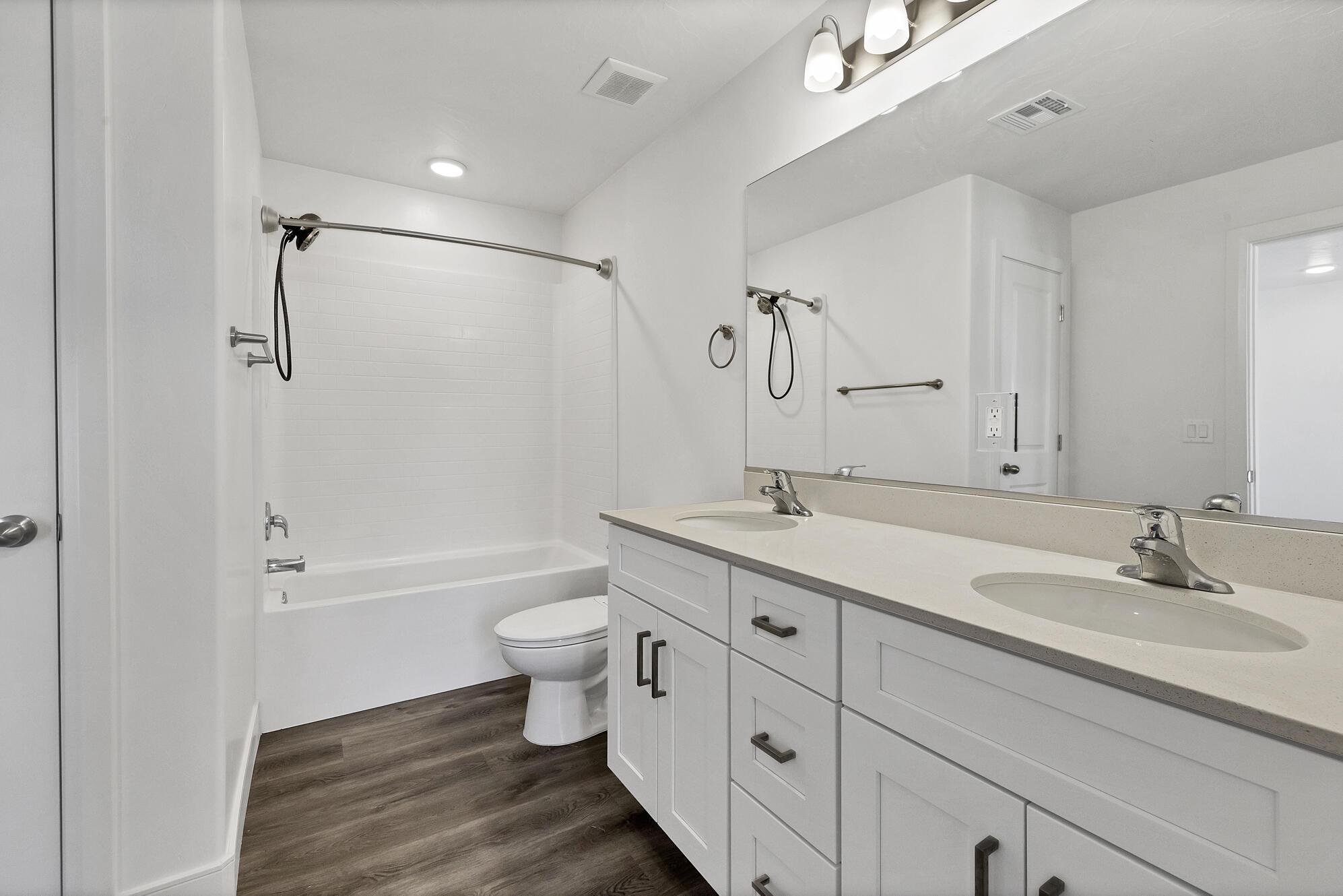 AZALEA TOWNHOMES - Residential