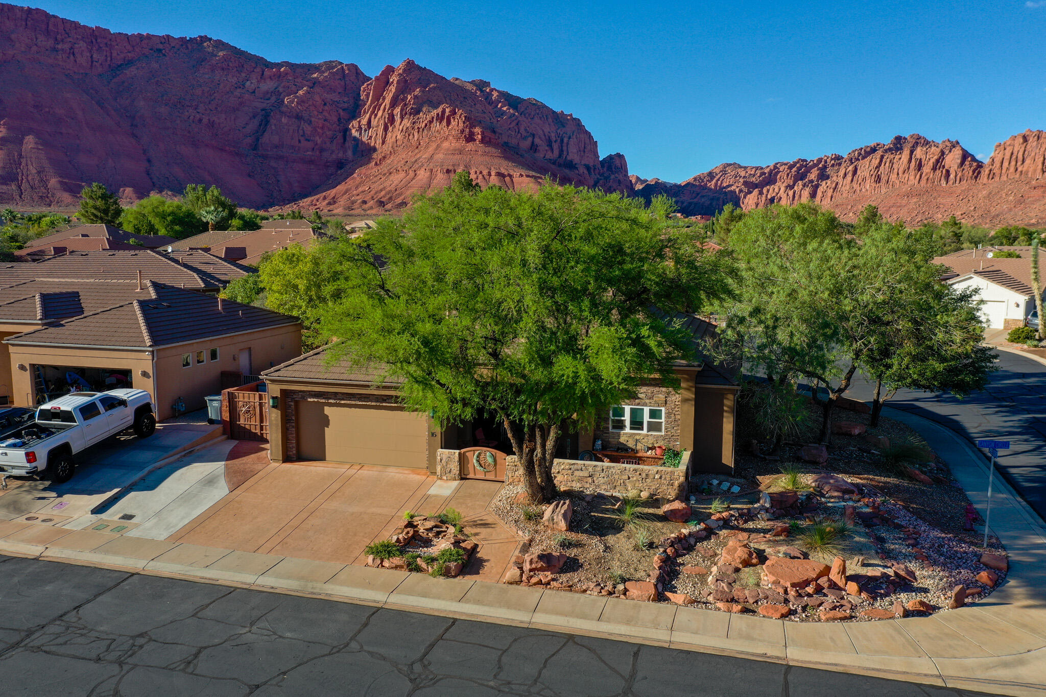 COPPER CANYON - Residential