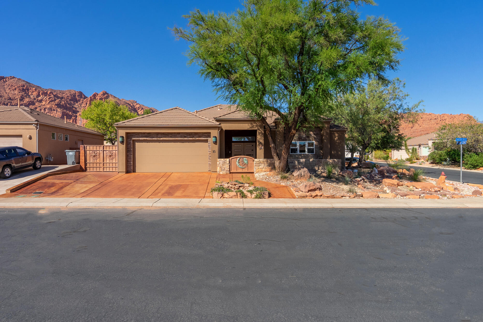 COPPER CANYON - Residential