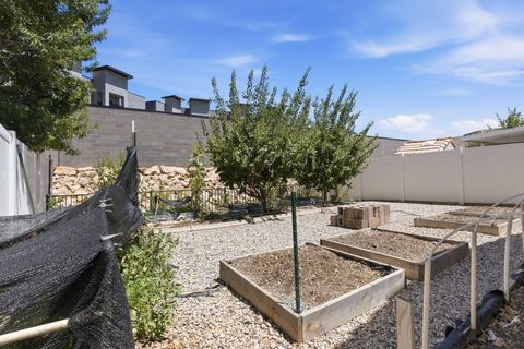 Tiny photo for 1360 E Telegraph ST #5, Washington, UT 84780 (MLS # 26-274066)